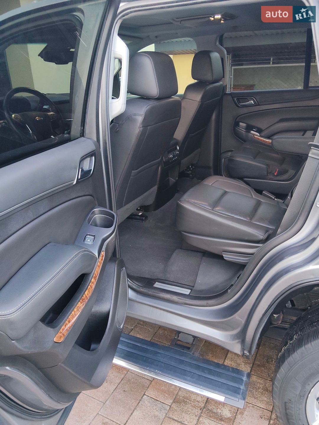 Chevrolet Tahoe 2018 VIN 1GNSCCKC5KR176752 фото оголошення 24 з 26