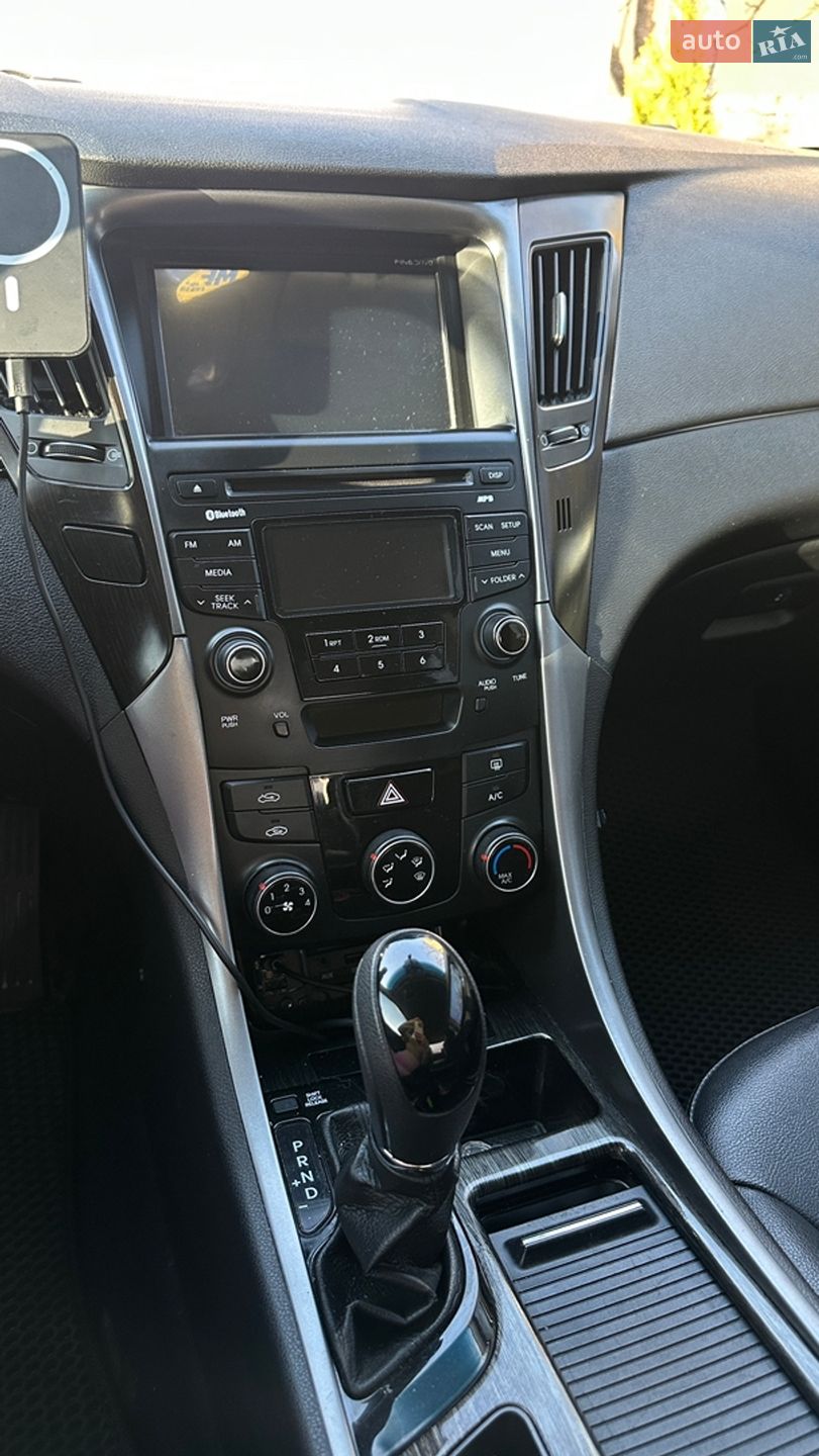 Hyundai Sonata 2013 VIN KMHEC41LBEA587159 фото оголошення 10 з 14