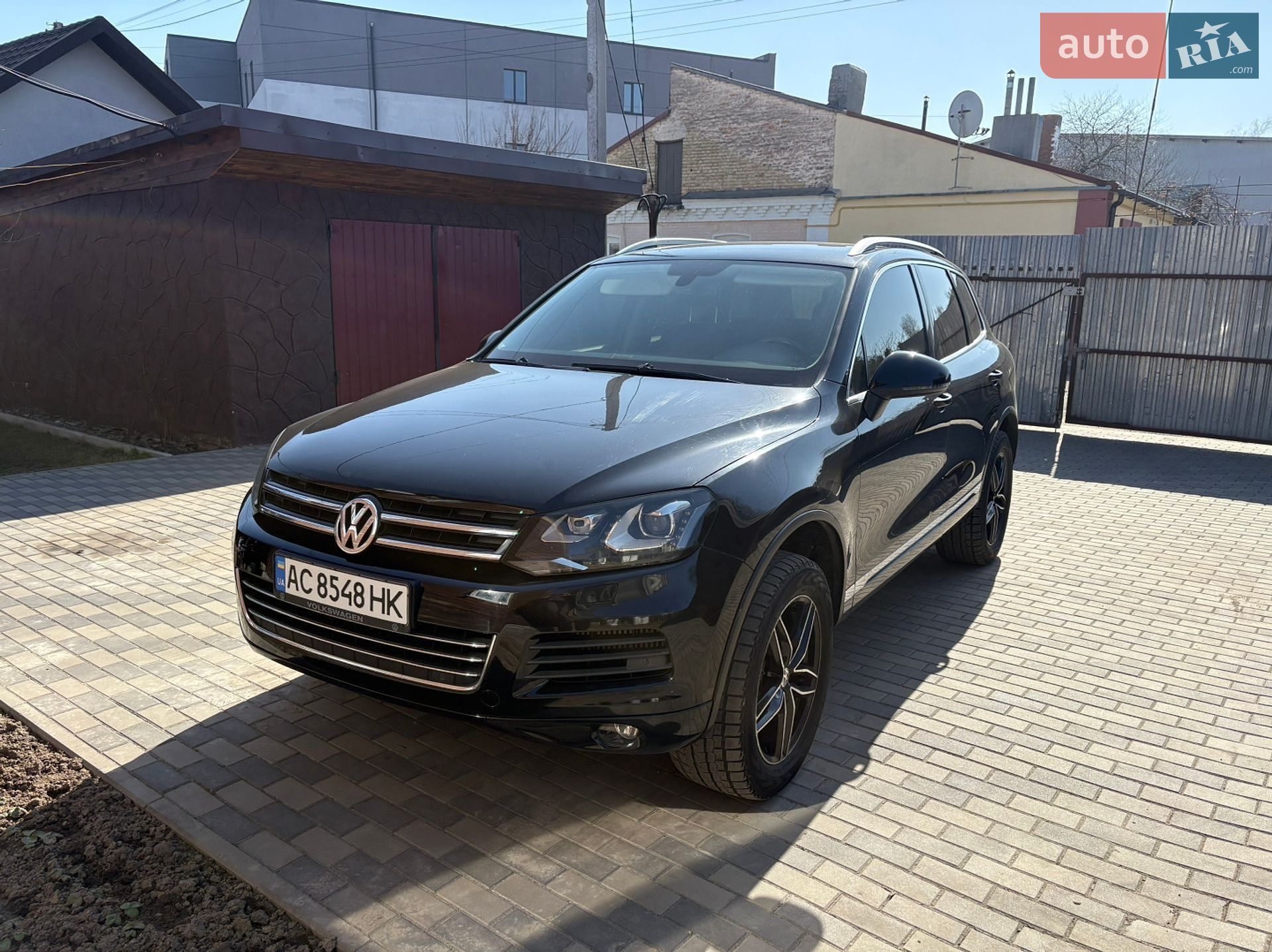 Volkswagen Touareg 2011 VIN WVGZZZ7PZBD042460 фото оголошення 2 з 17
