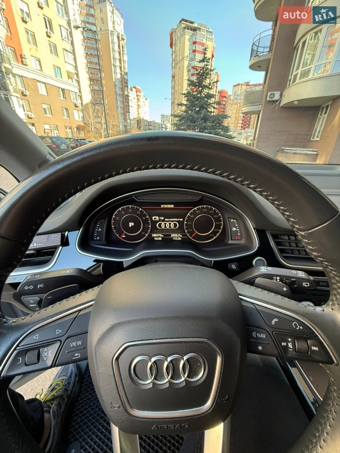 Audi Q7 2019 VIN WA1LAAF76KD033238 фото оголошення 15 з 17