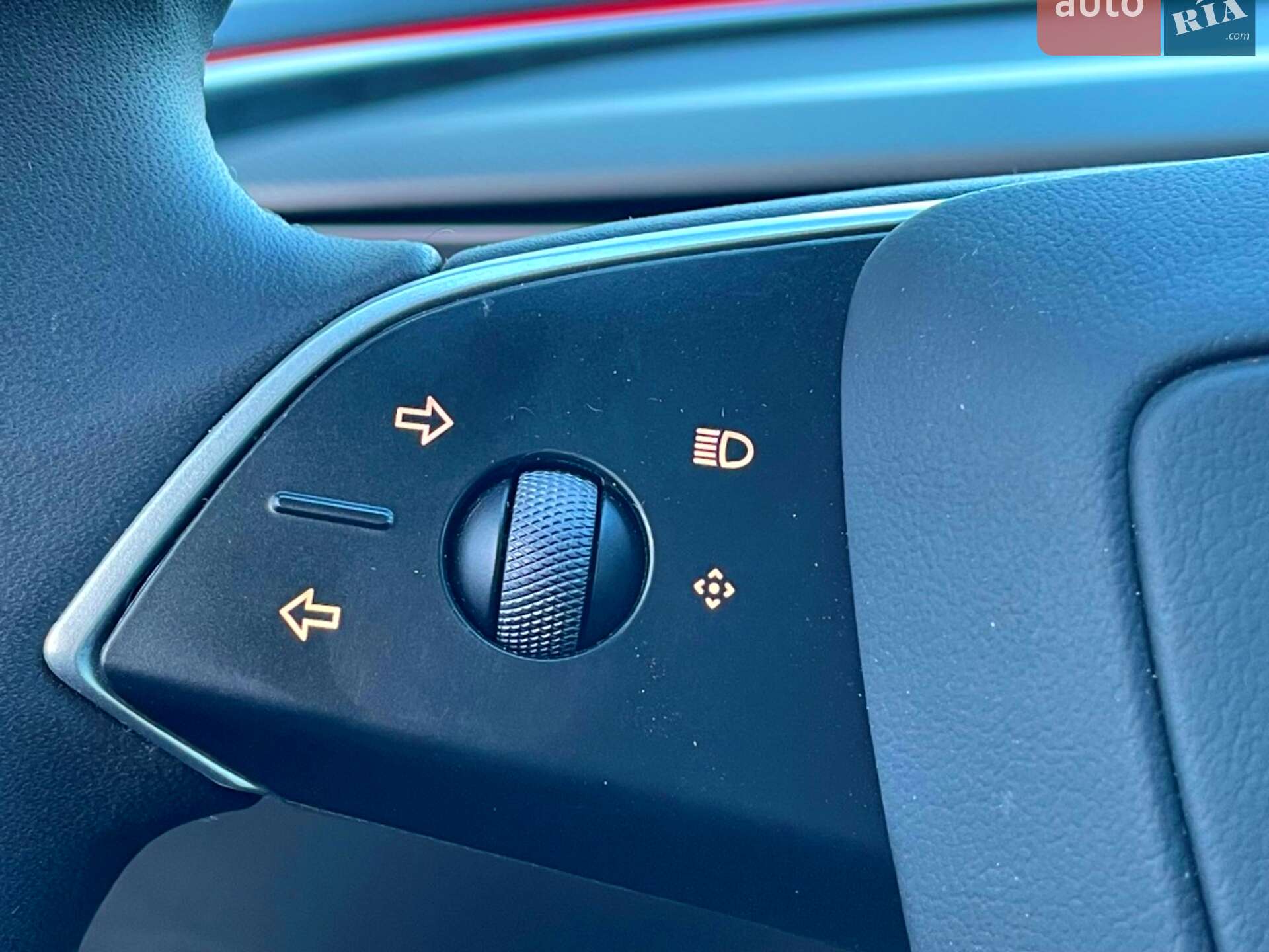 Tesla Model 3 2024 VIN 5YJ3E1ET9RF806568 фото оголошення 37 з 70