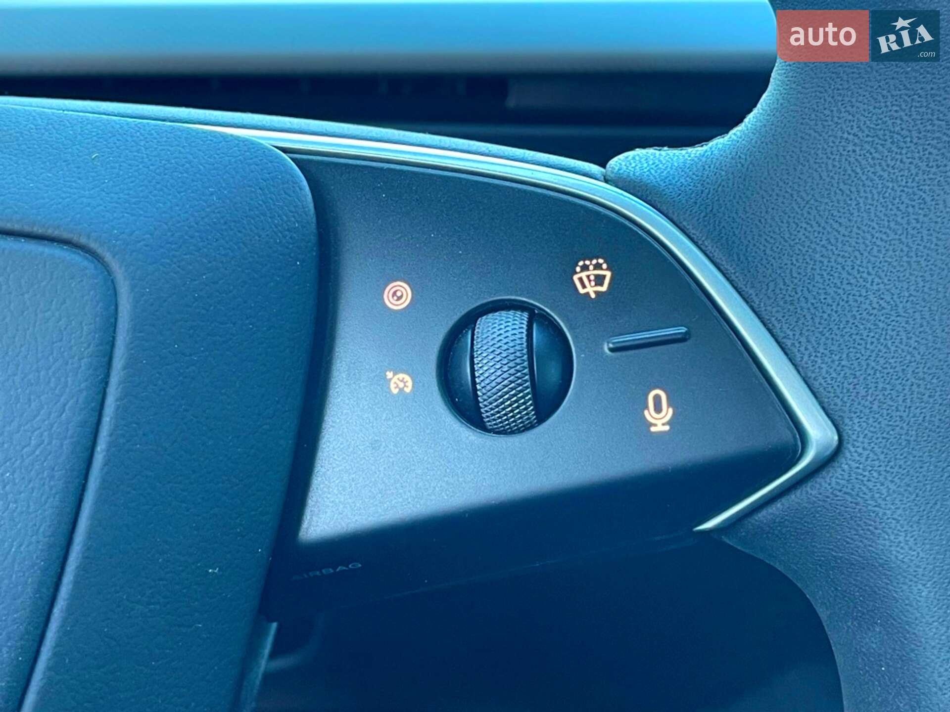 Tesla Model 3 2024 VIN 5YJ3E1ET9RF806568 фото оголошення 38 з 70