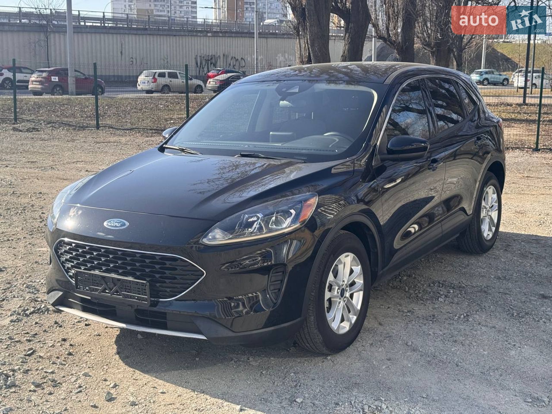 Ford Escape 2019 VIN 1FMCU0G68LUA54439 фото оголошення 3 з 64
