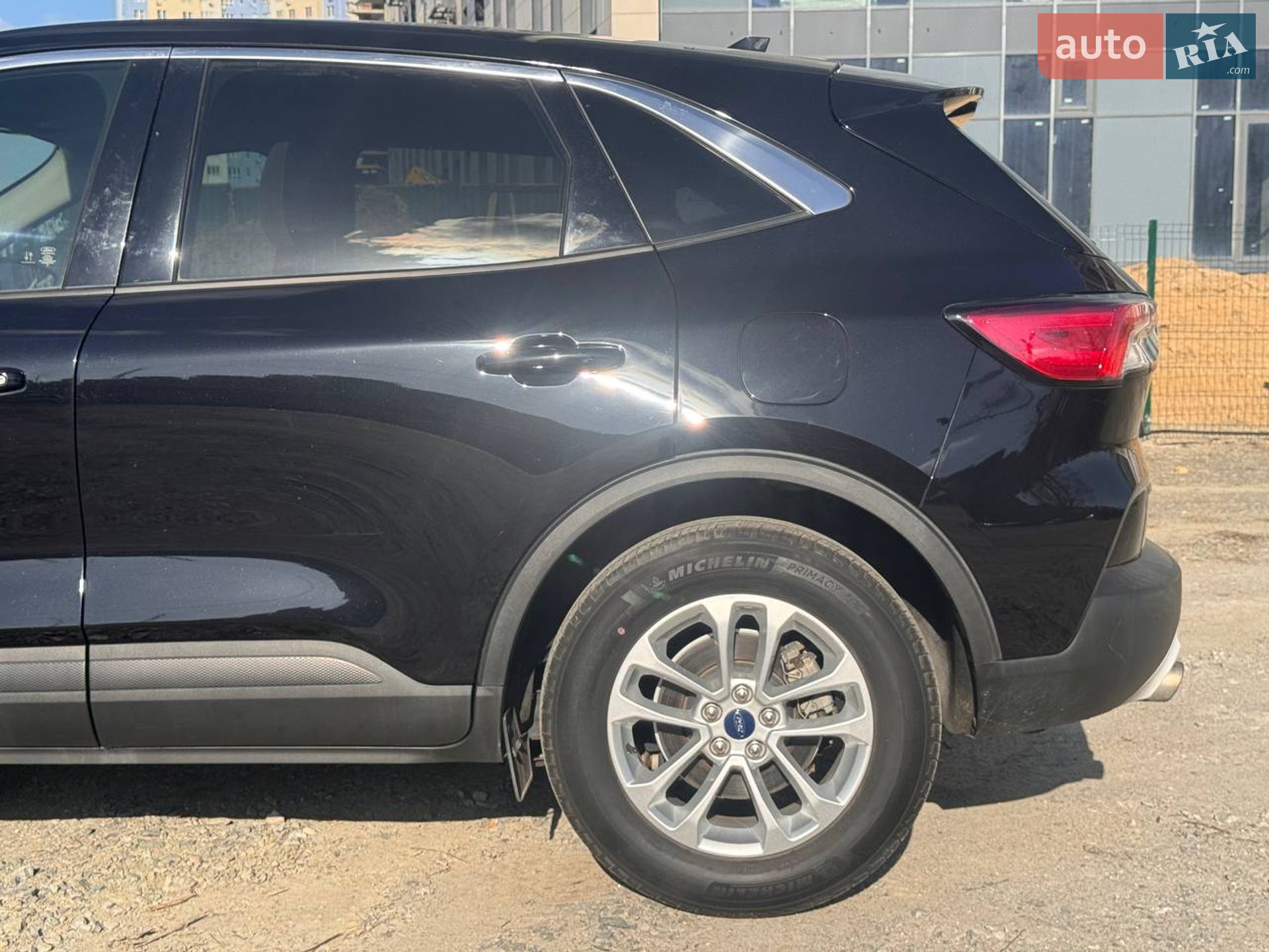 Ford Escape 2019 VIN 1FMCU0G68LUA54439 фото оголошення 19 з 64