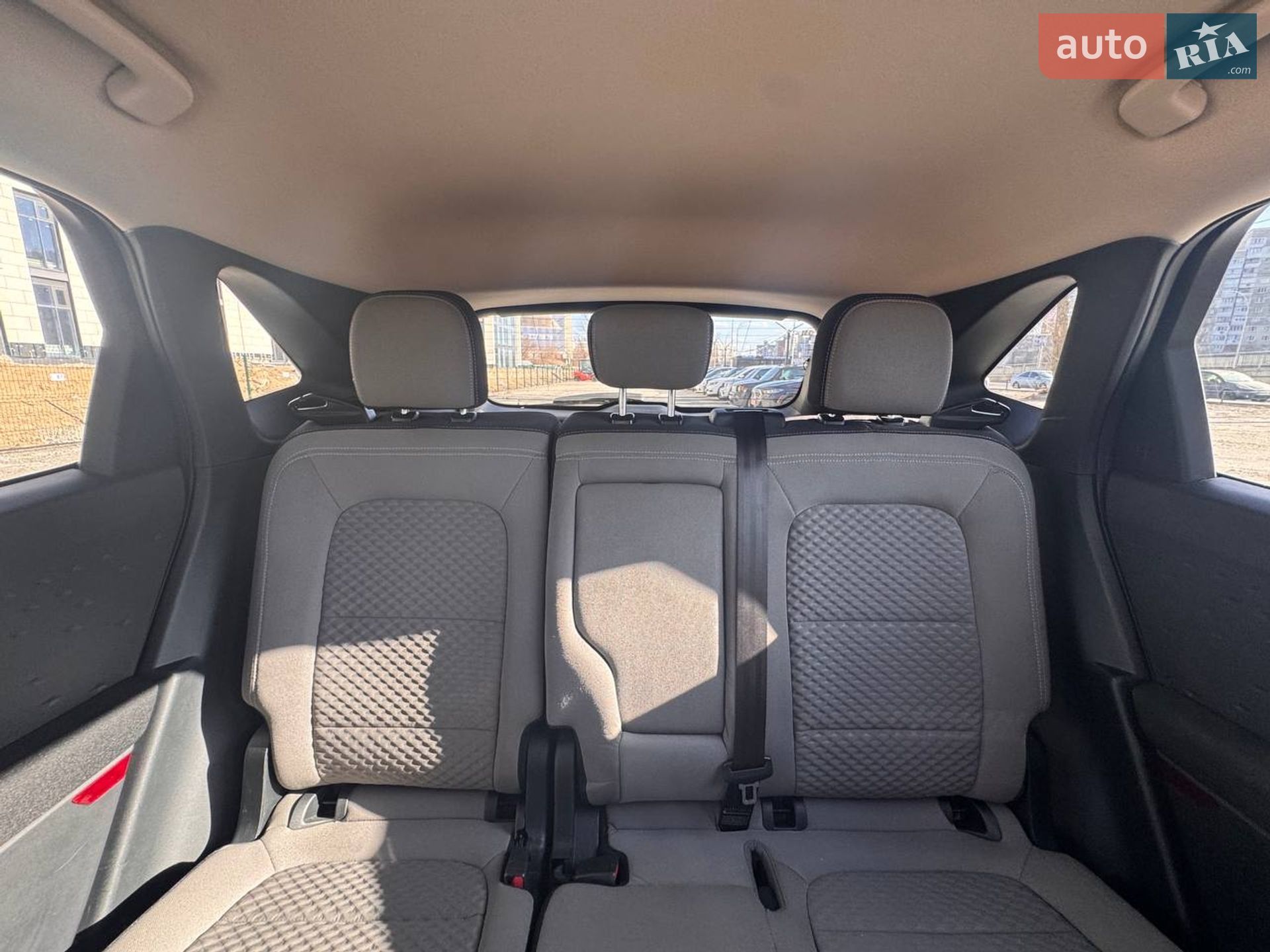 Ford Escape 2019 VIN 1FMCU0G68LUA54439 фото оголошення 54 з 64