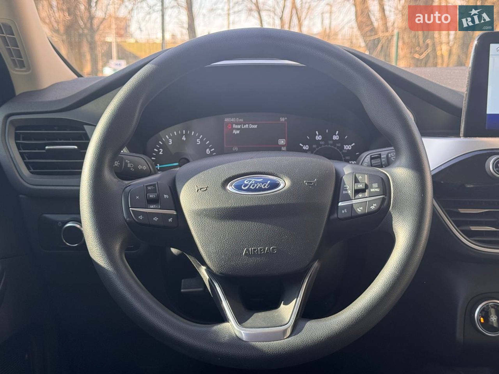Ford Escape 2019 VIN 1FMCU0G68LUA54439 фото оголошення 60 з 64