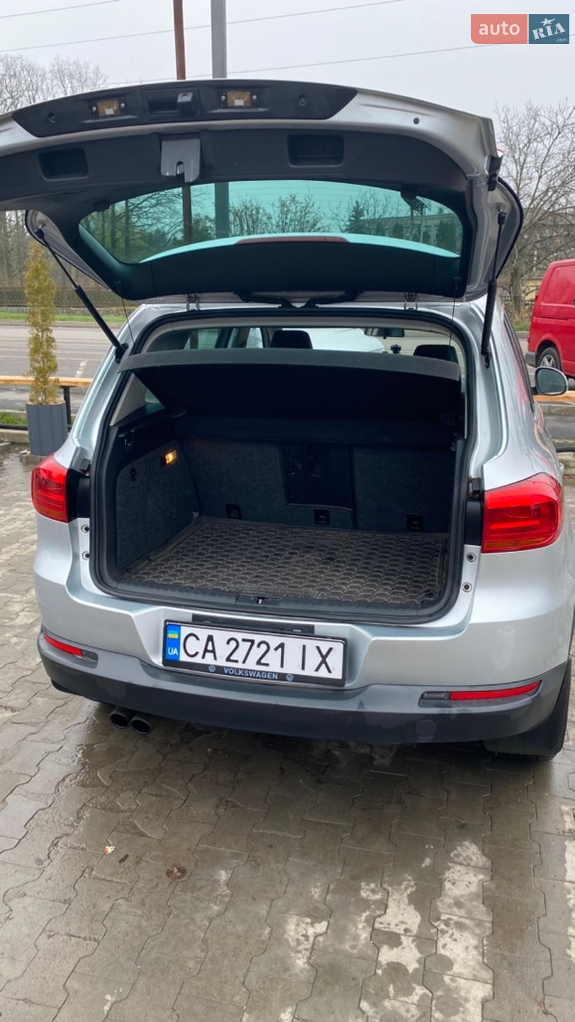 Volkswagen Tiguan 2011 VIN WVGAV7AX8CW527811 фото оголошення 9 з 31
