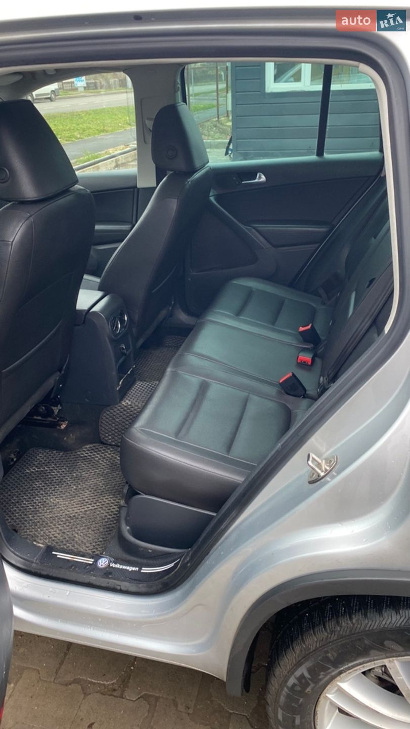 Volkswagen Tiguan 2011 VIN WVGAV7AX8CW527811 фото оголошення 20 з 31
