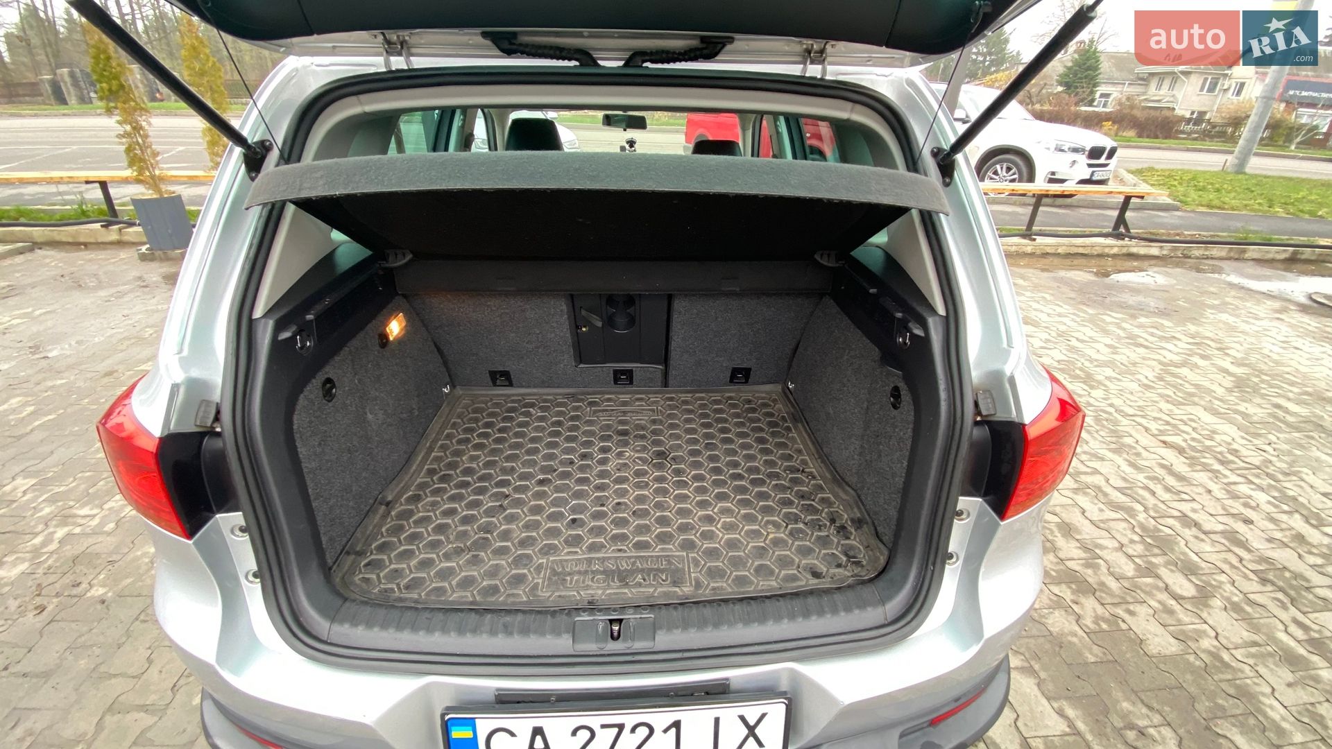 Volkswagen Tiguan 2011 VIN WVGAV7AX8CW527811 фото оголошення 23 з 31