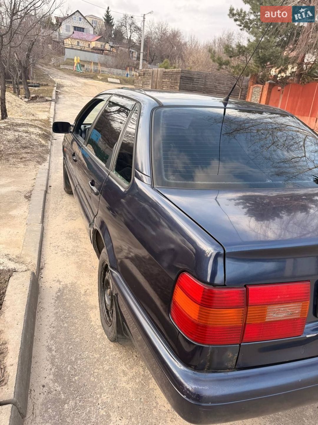 Volkswagen Passat 1994 VIN WVWZZZ3AZRE001321 фото оголошення 7 з 10