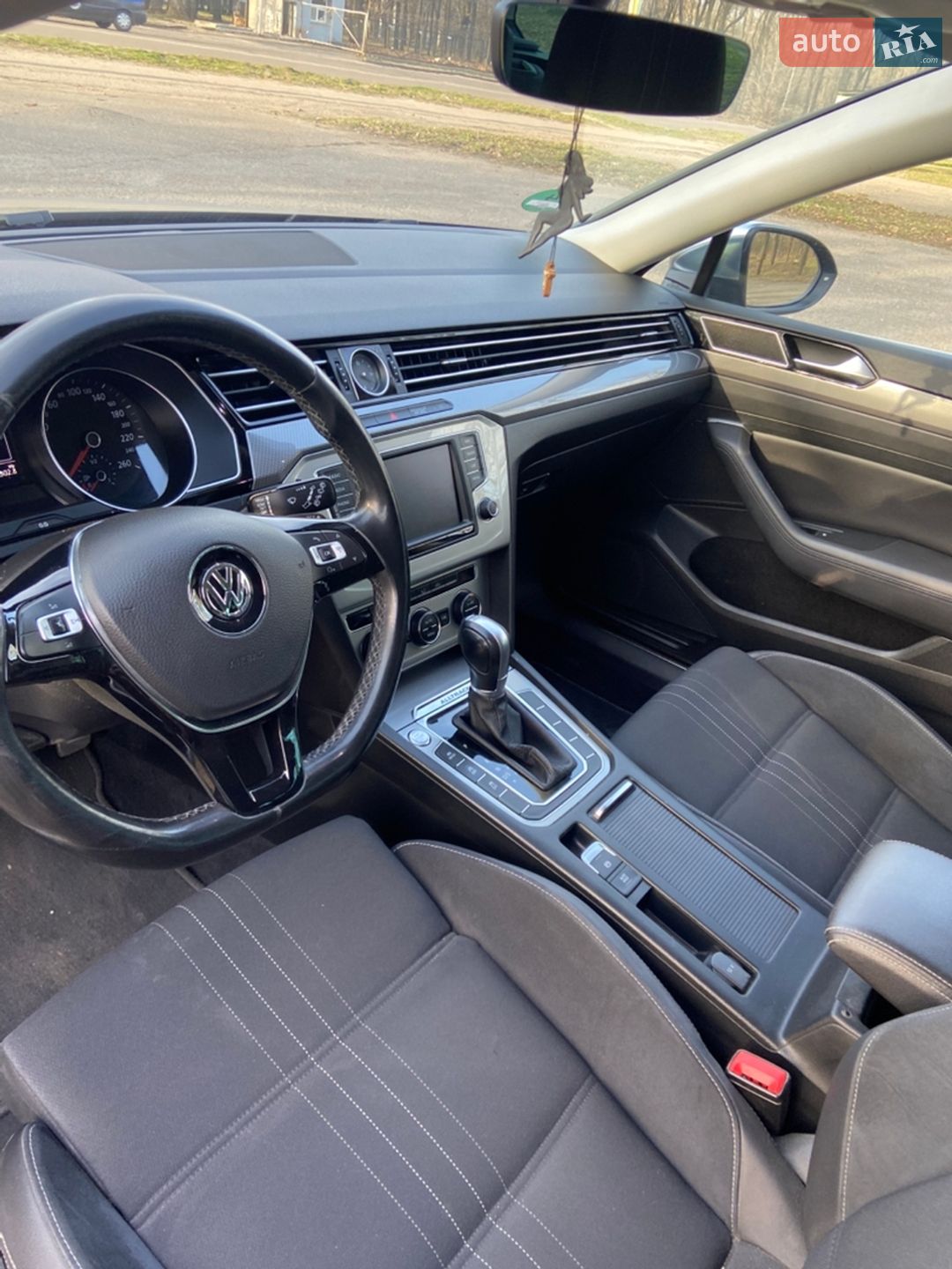 Volkswagen Passat Alltrack 2016 VIN WVWZZZ3CZGE184074 фото оголошення 12 з 30