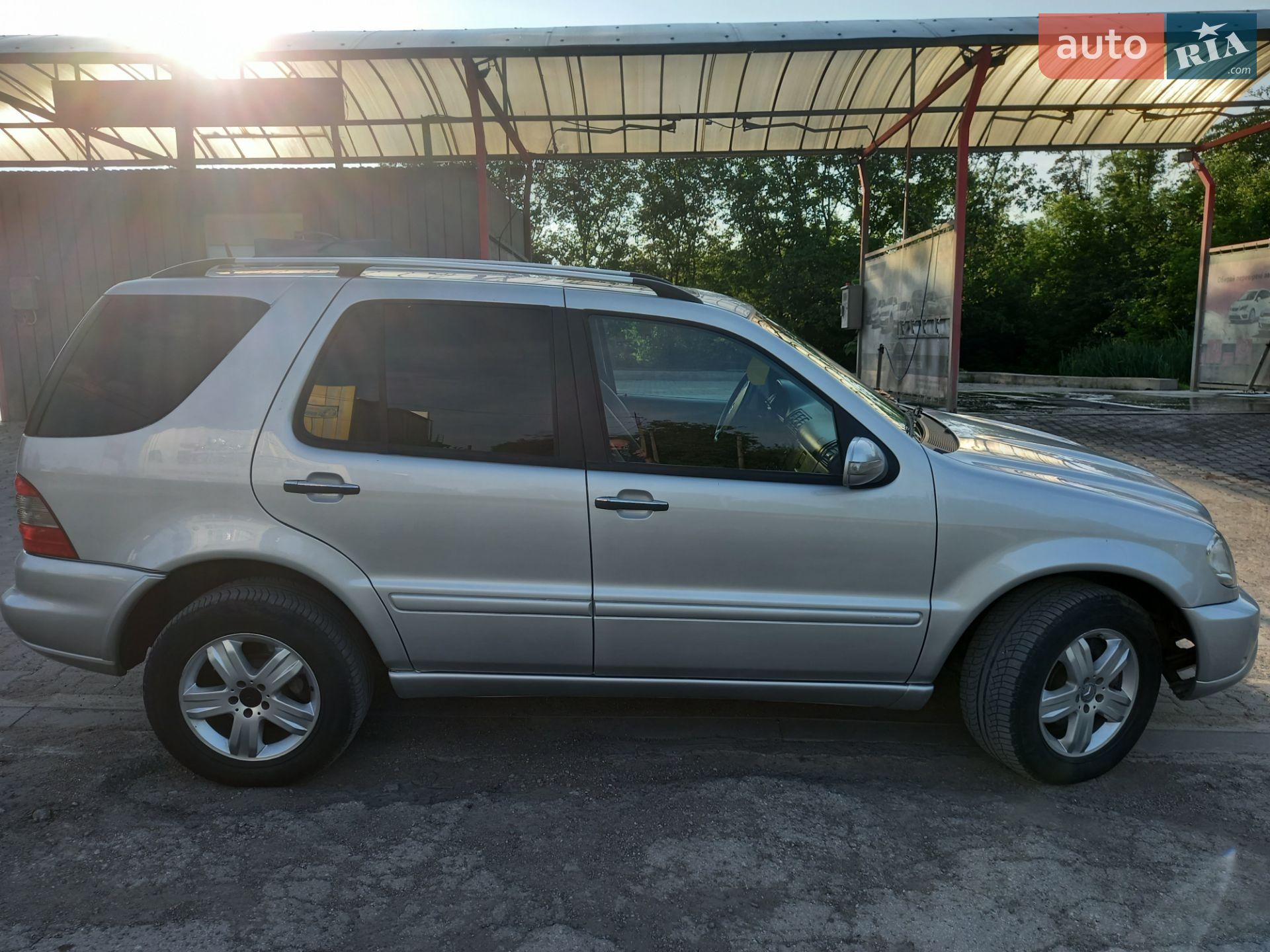 Mercedes-Benz M-Class 2004 VIN WDC1631131A569316 фото оголошення 2 з 9