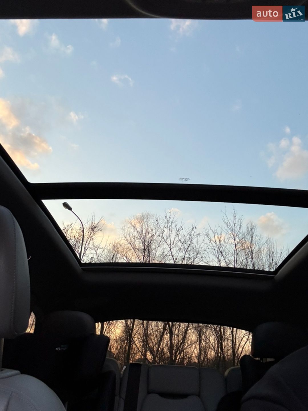 Audi Q7 2019 VIN WA1LAAF76KD033238 фото оголошення 17 з 17