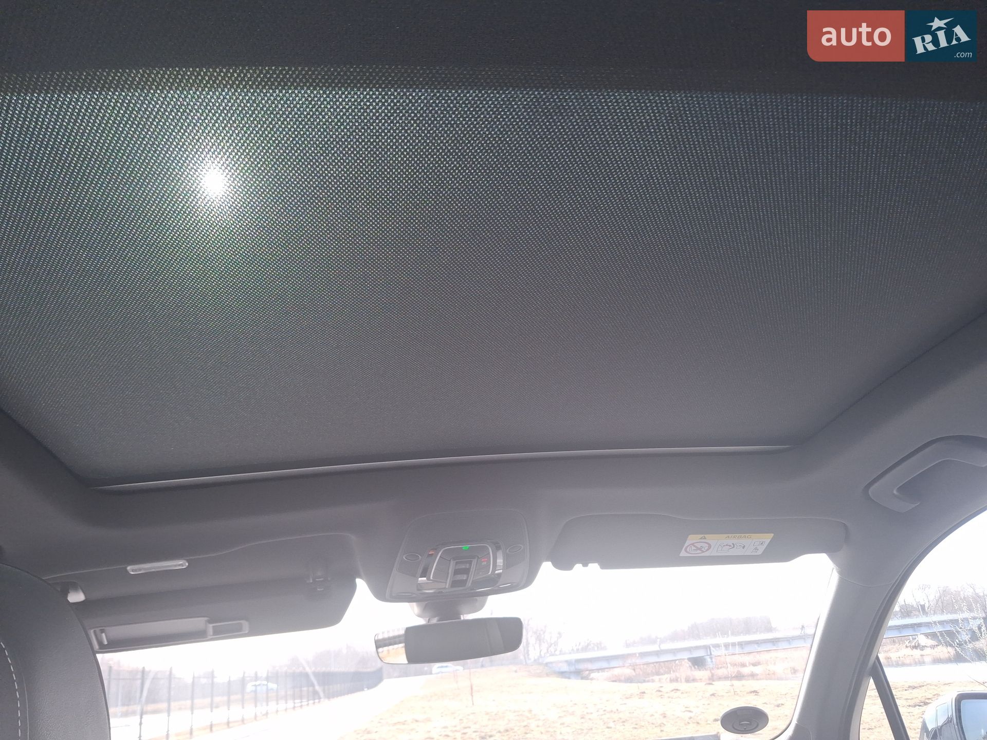 Audi Q7 2018 VIN WAUZZZ4M1JD045325 фото оголошення 32 з 74