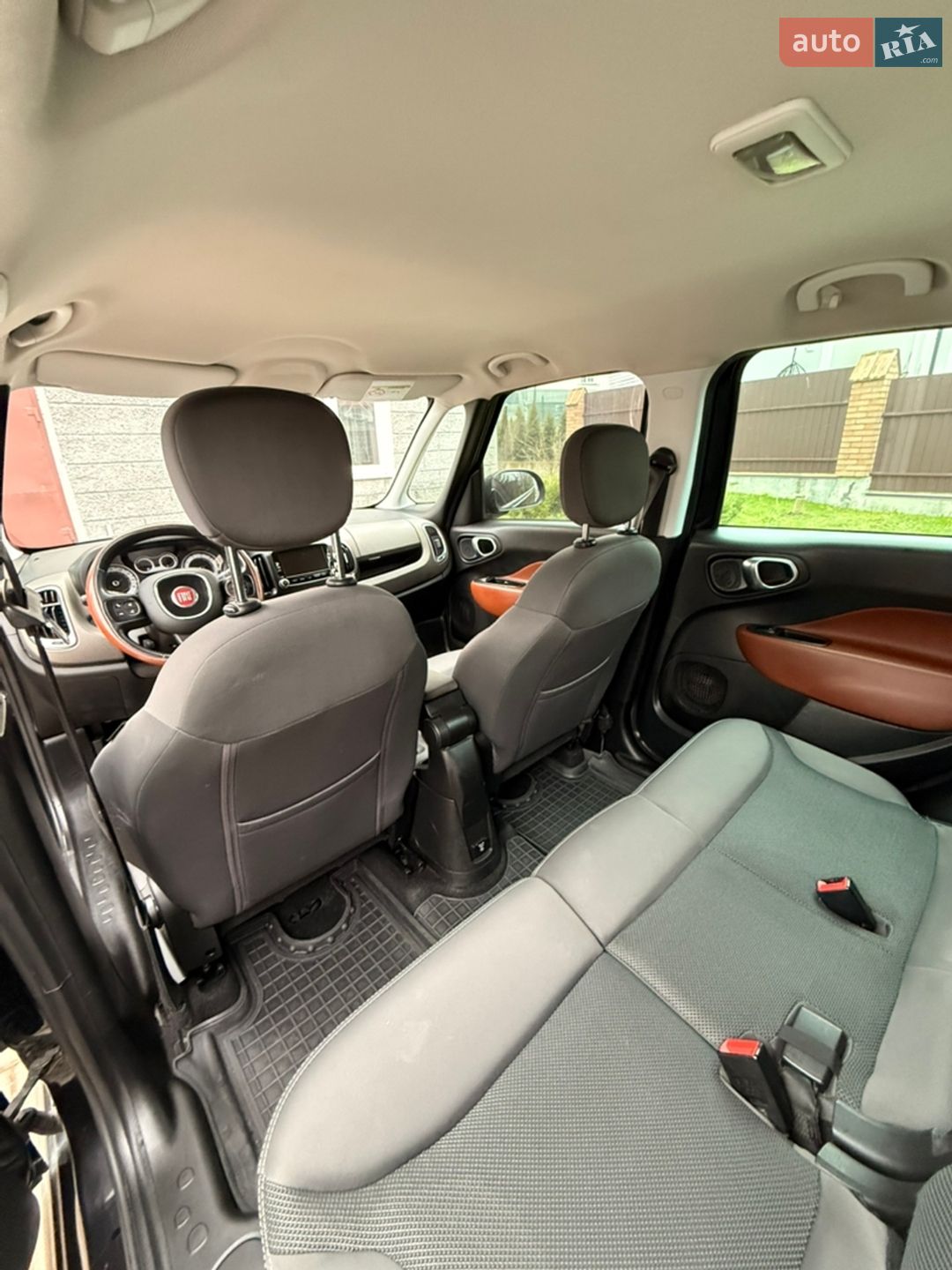 Fiat 500l 2013 VIN ZFBCFADH2EZ014361 фото оголошення 10 з 21