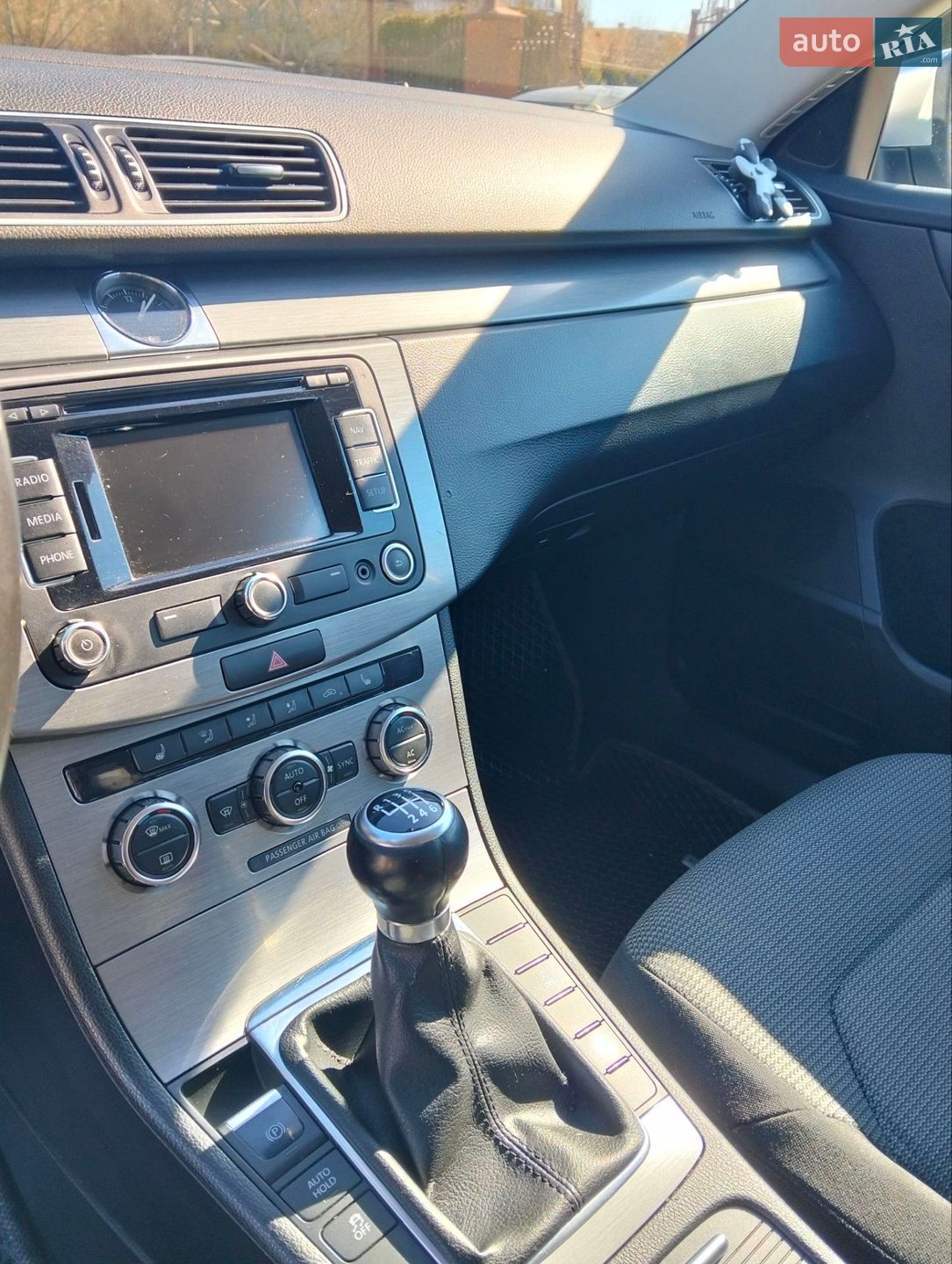 Volkswagen Passat 2012 VIN WVWZZZ3CZCE154583 фото оголошення 6 з 15