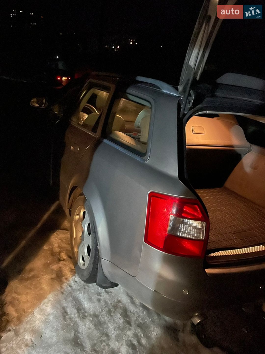 Audi A4 2004 VIN WAUZZZ8E44A275109 фото оголошення 18 з 20