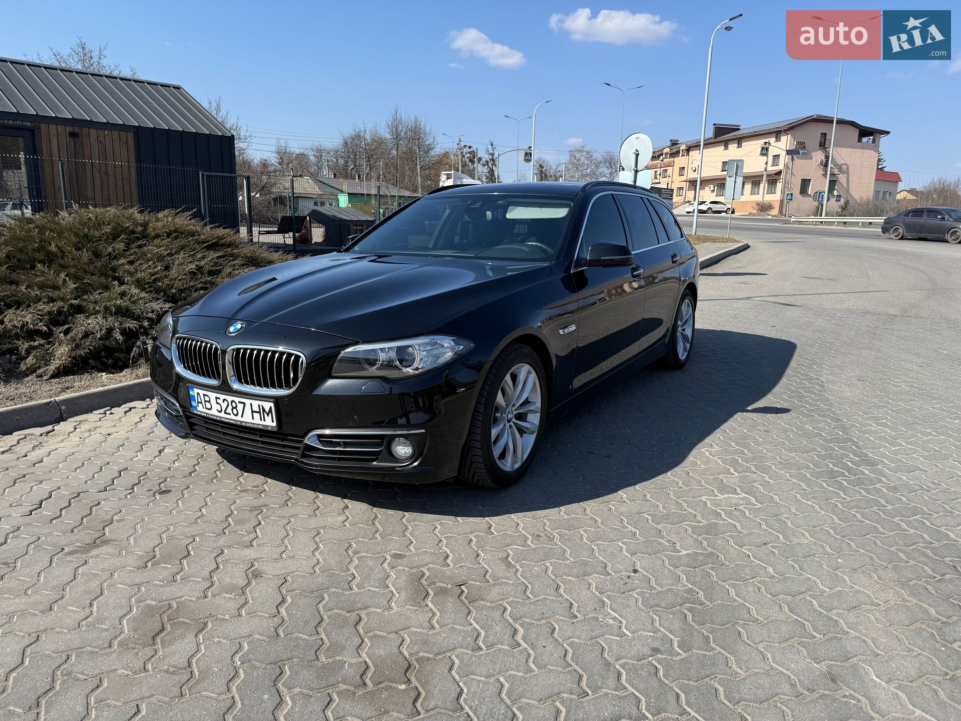 BMW 5 Series 2014 VIN WBA5J51070D583106 фото оголошення 3 з 58