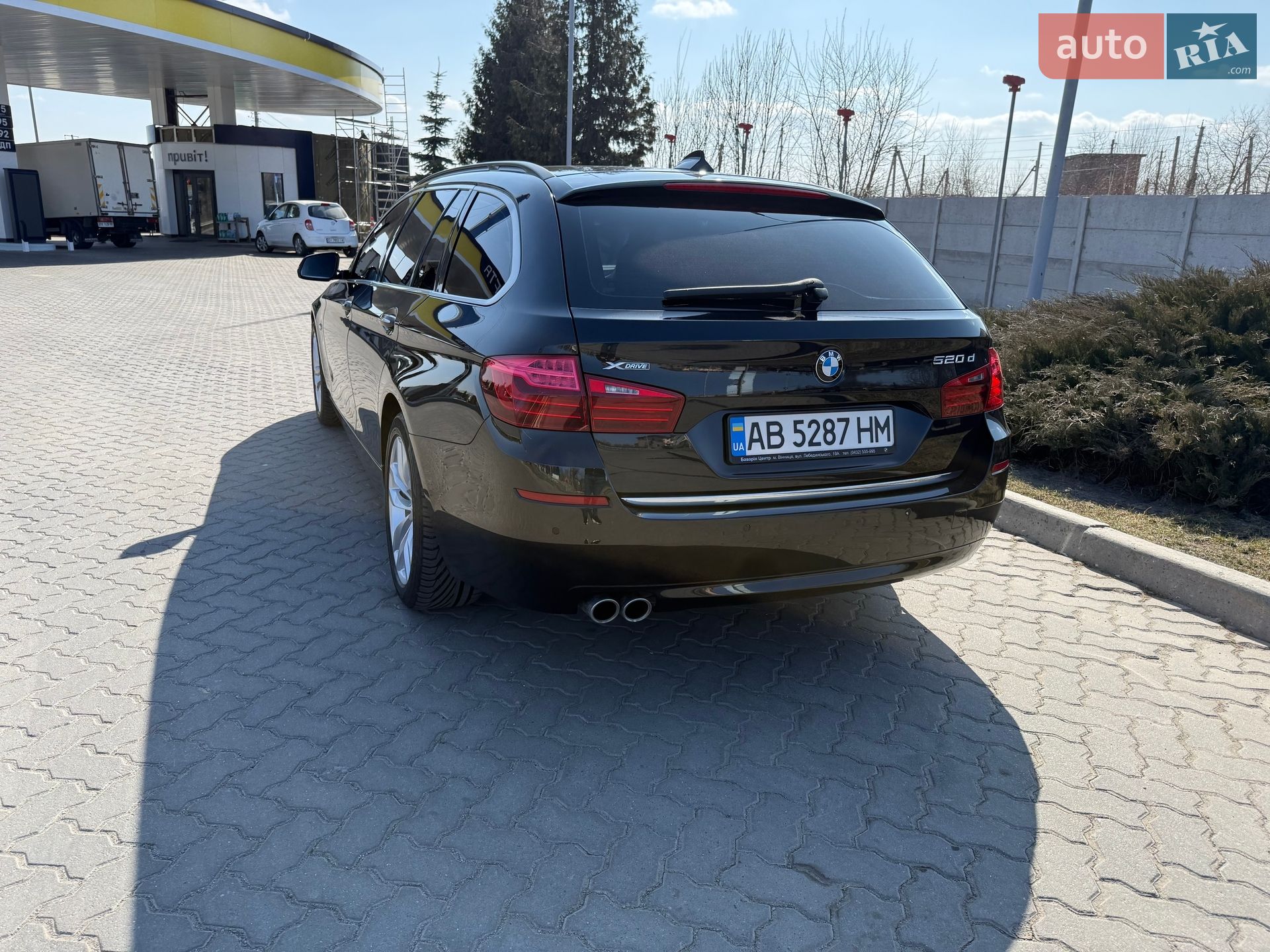 BMW 5 Series 2014 VIN WBA5J51070D583106 фото оголошення 8 з 58