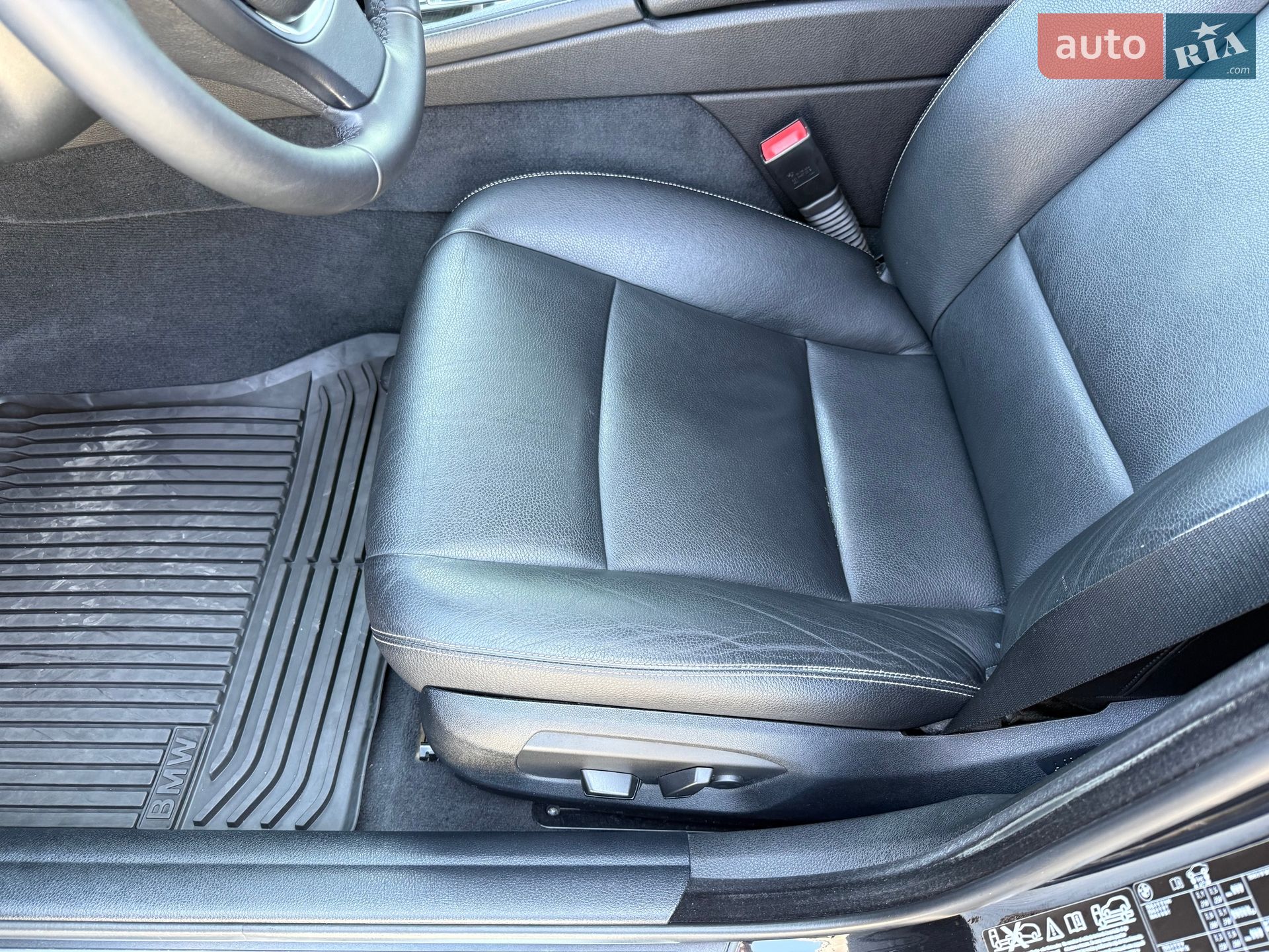BMW 5 Series 2014 VIN WBA5J51070D583106 фото оголошення 23 з 58