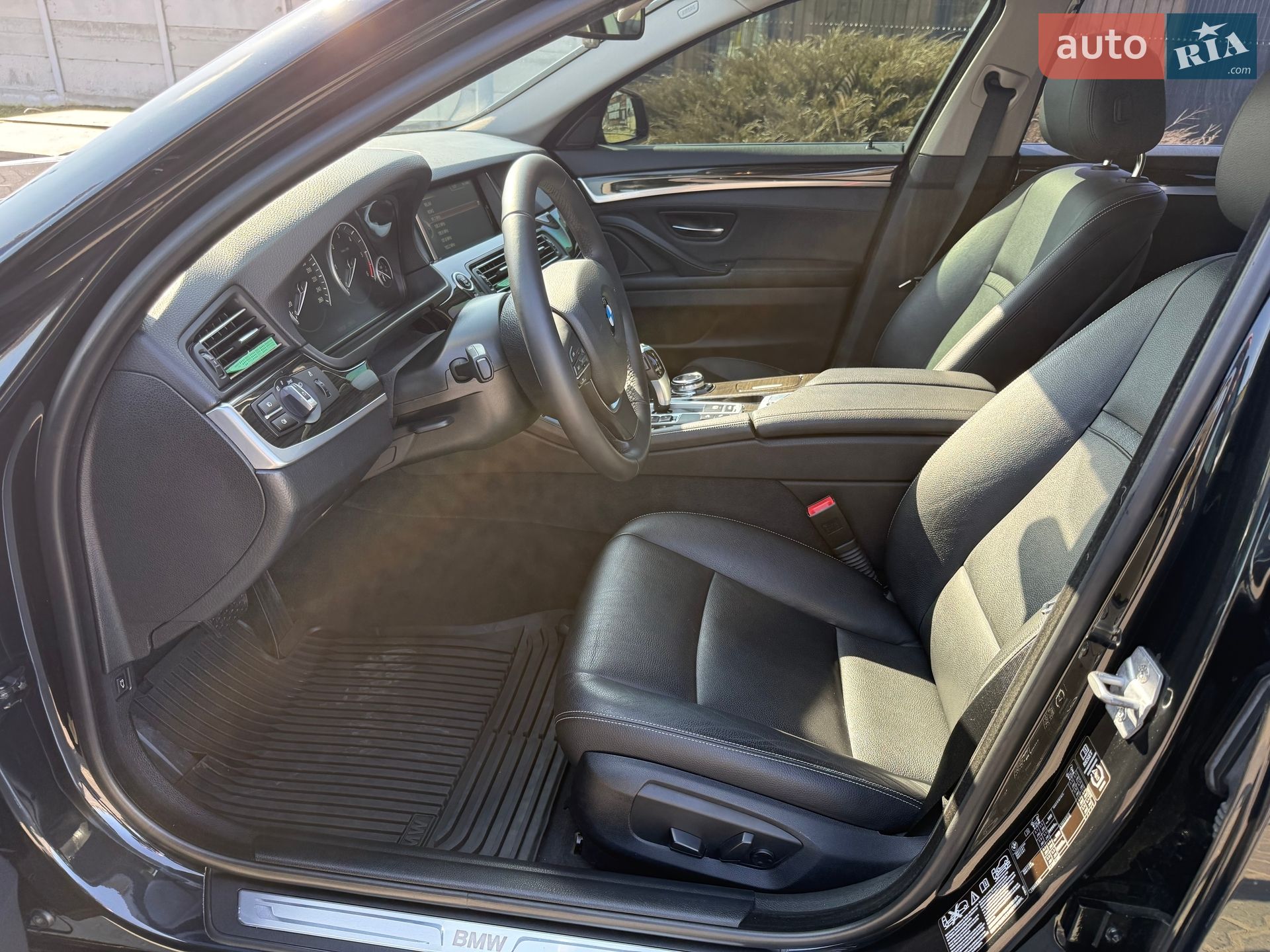 BMW 5 Series 2014 VIN WBA5J51070D583106 фото оголошення 21 з 58