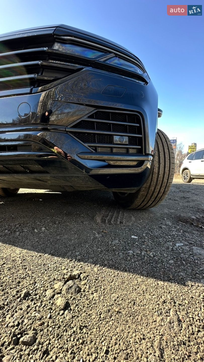 Volkswagen Touareg 2022 VIN WVGZZZCRZND005929 фото оголошення 40 з 59