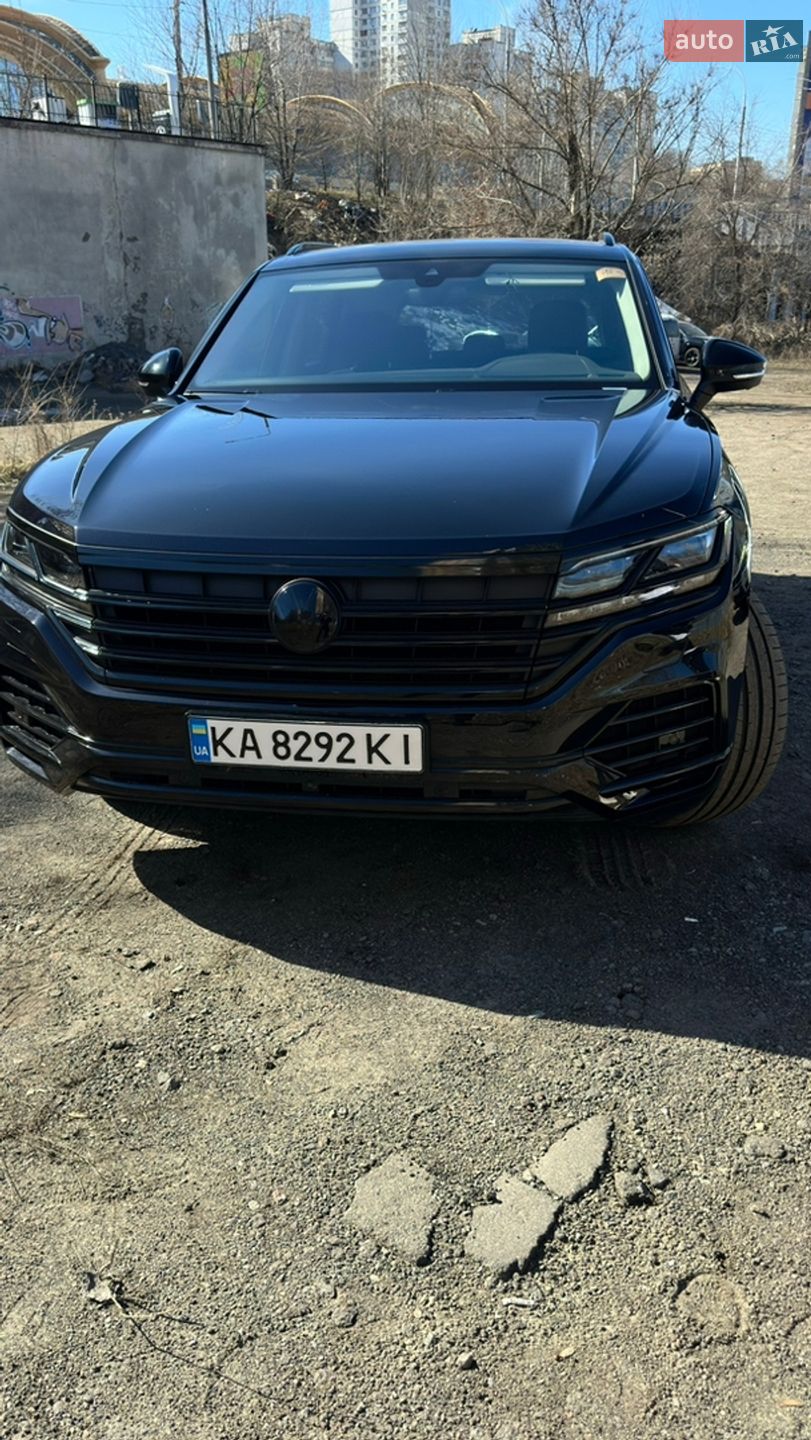 Volkswagen Touareg 2022 VIN WVGZZZCRZND005929 фото оголошення 56 з 59
