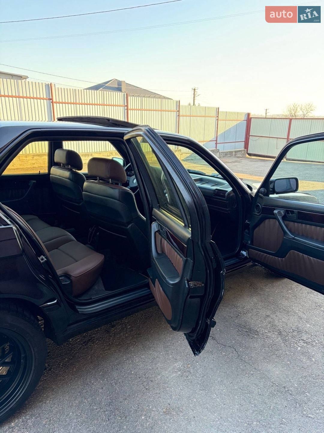 BMW 7 Series 1990 VIN WBAGA81000DA17107 фото оголошення 23 з 43