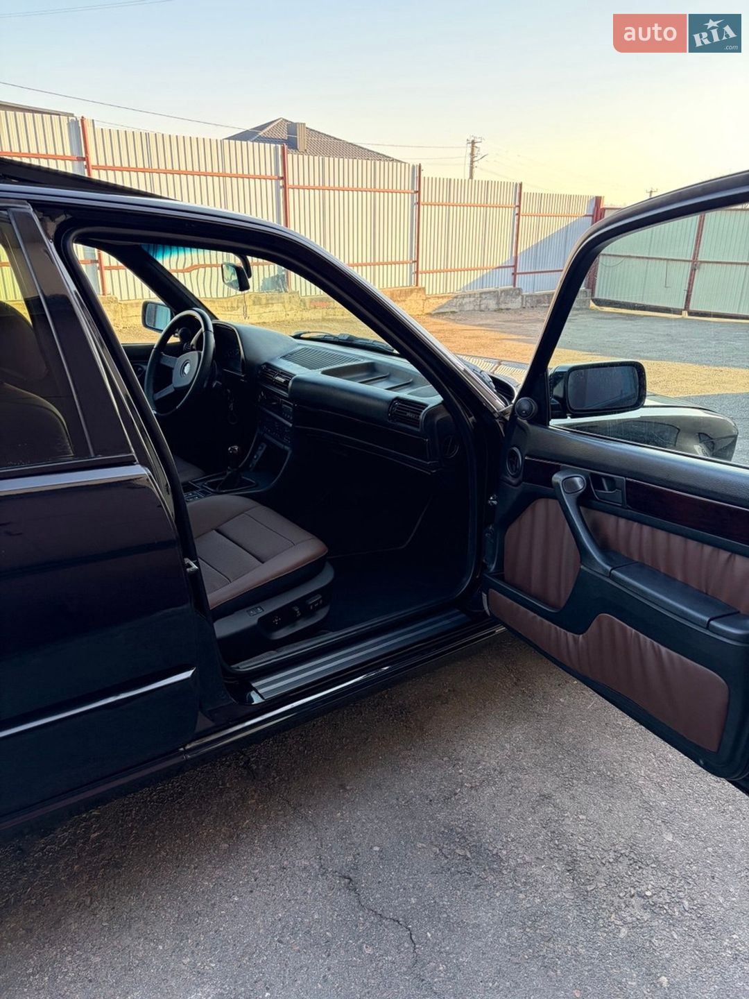 BMW 7 Series 1990 VIN WBAGA81000DA17107 фото оголошення 24 з 43