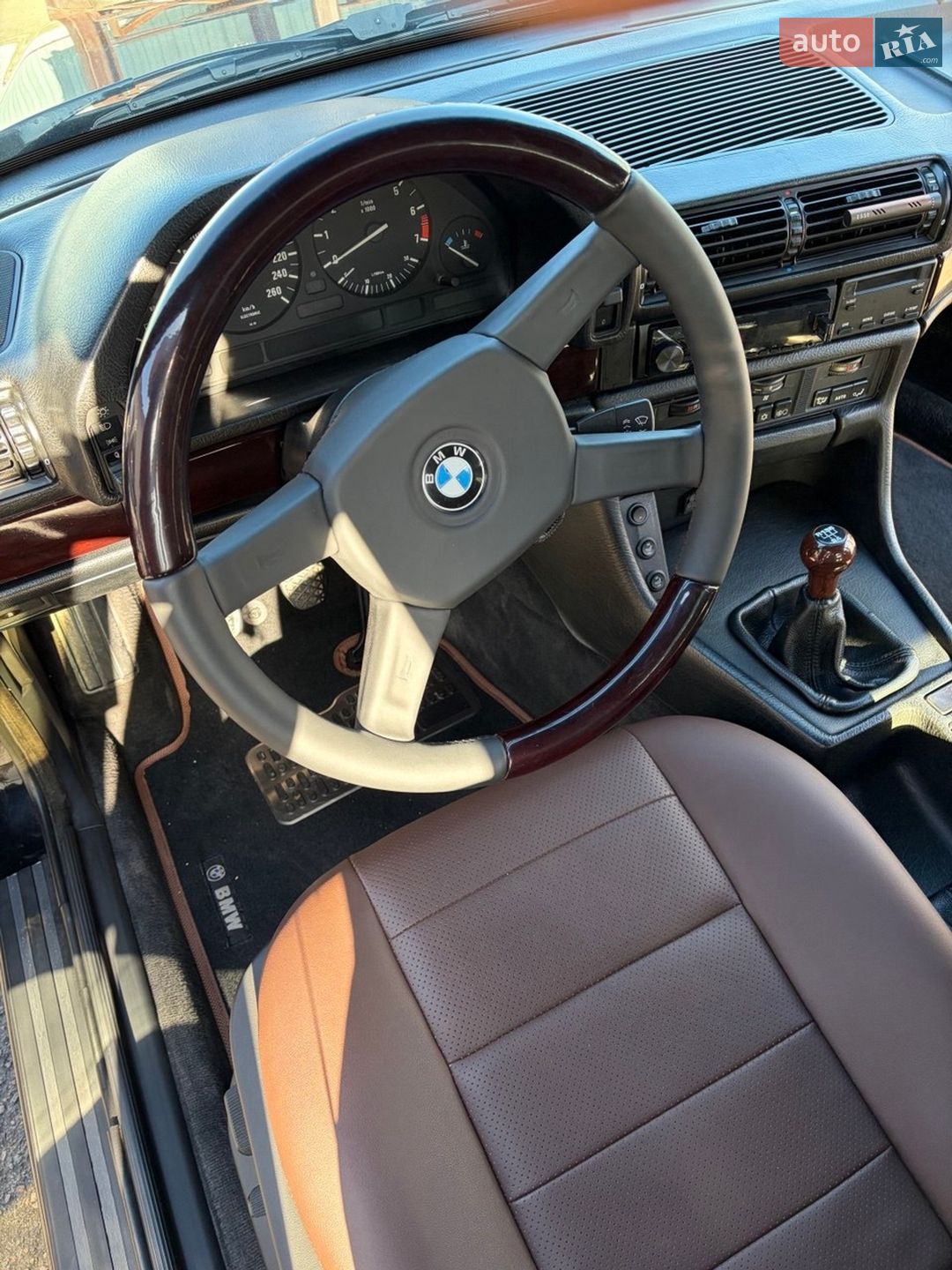 BMW 7 Series 1990 VIN WBAGA81000DA17107 фото оголошення 25 з 43