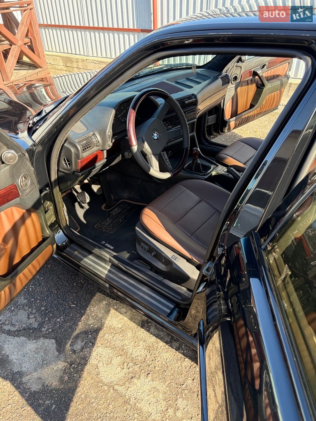 BMW 7 Series 1990 VIN WBAGA81000DA17107 фото оголошення 34 з 43