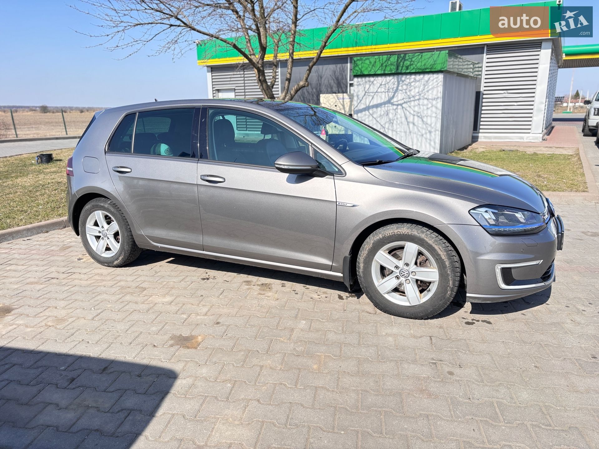 Volkswagen e-Golf 2016 VIN WVWZZZAUZHW900531 фото оголошення 5 з 26