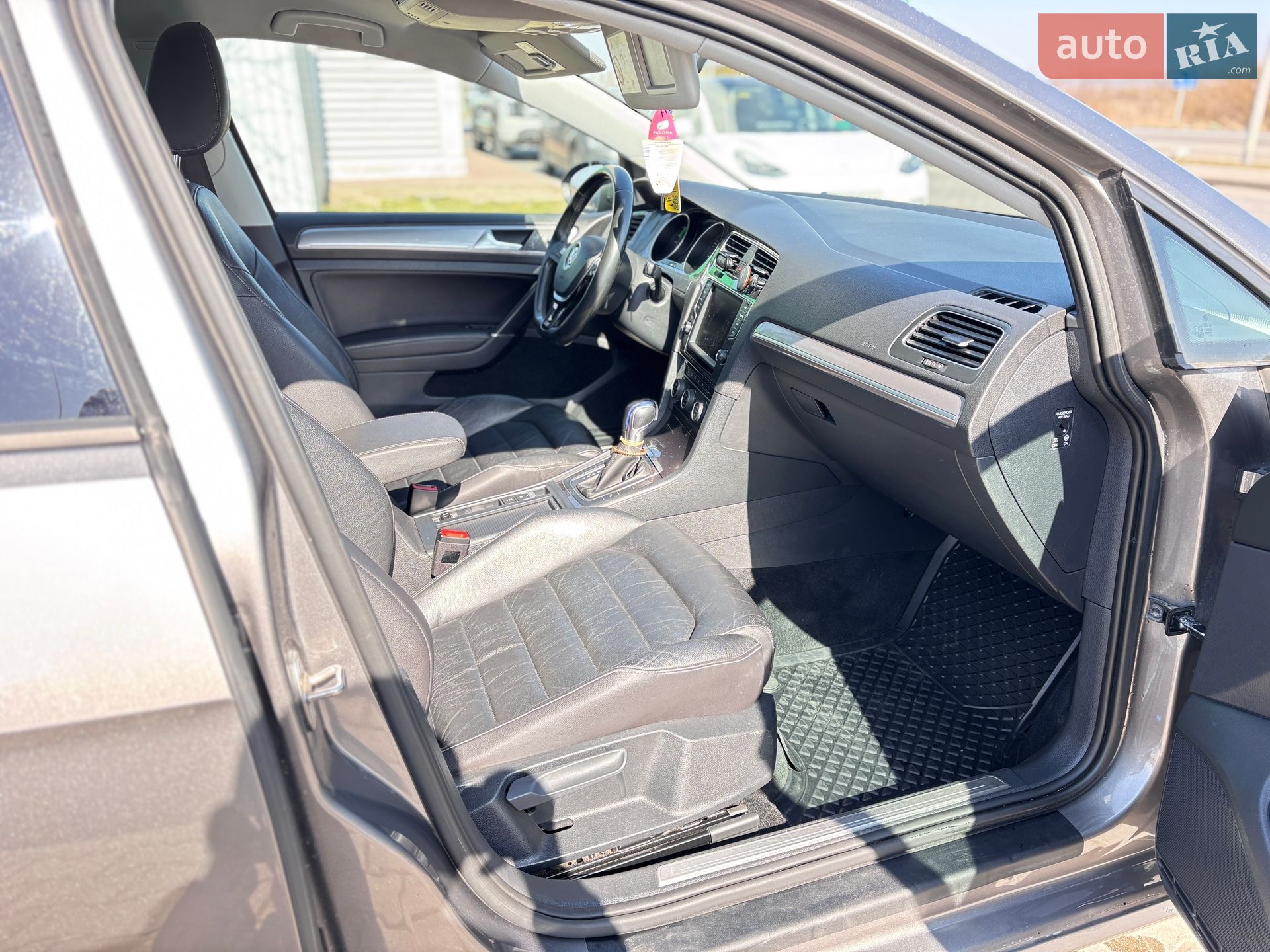 Volkswagen e-Golf 2016 VIN WVWZZZAUZHW900531 фото оголошення 19 з 26