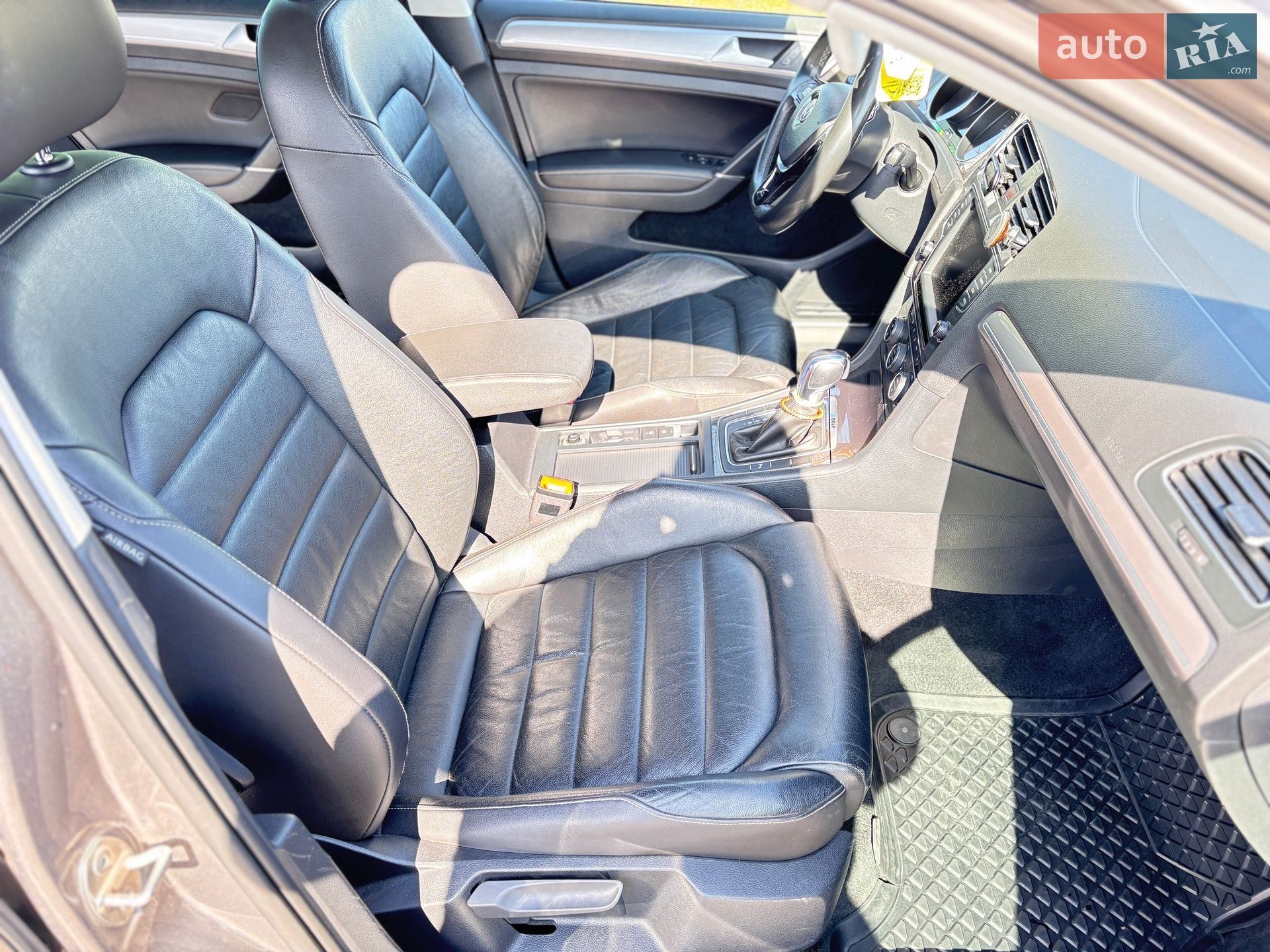 Volkswagen e-Golf 2016 VIN WVWZZZAUZHW900531 фото оголошення 21 з 26