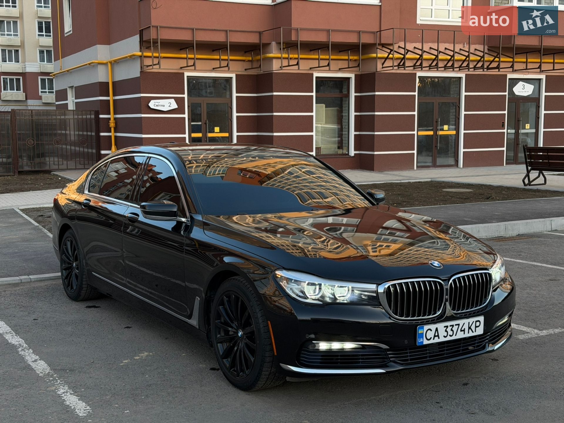 BMW 7 Series 2016 VIN WBA7E2C58GG738940 фото оголошення 6 з 85