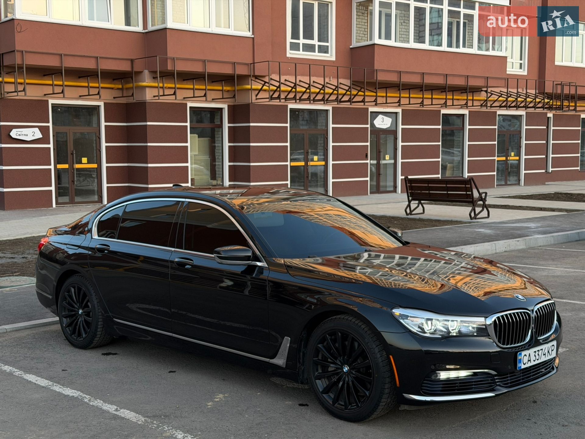 BMW 7 Series 2016 VIN WBA7E2C58GG738940 фото оголошення 7 з 85