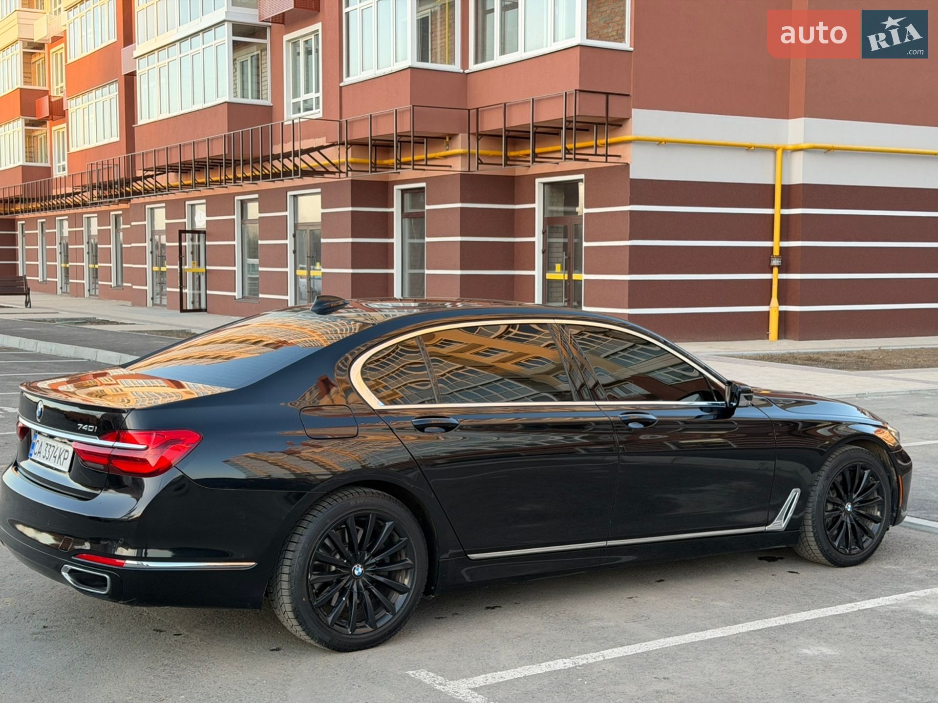 BMW 7 Series 2016 VIN WBA7E2C58GG738940 фото оголошення 10 з 85