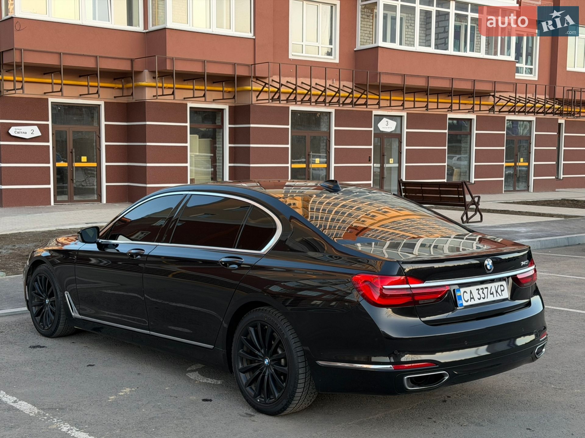 BMW 7 Series 2016 VIN WBA7E2C58GG738940 фото оголошення 16 з 85
