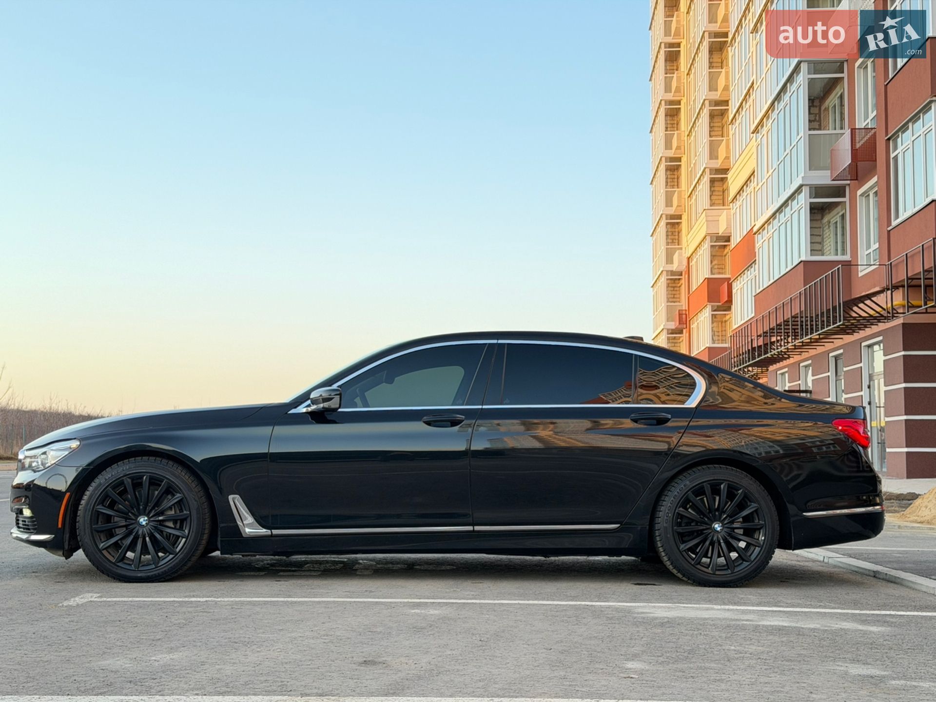 BMW 7 Series 2016 VIN WBA7E2C58GG738940 фото оголошення 17 з 85