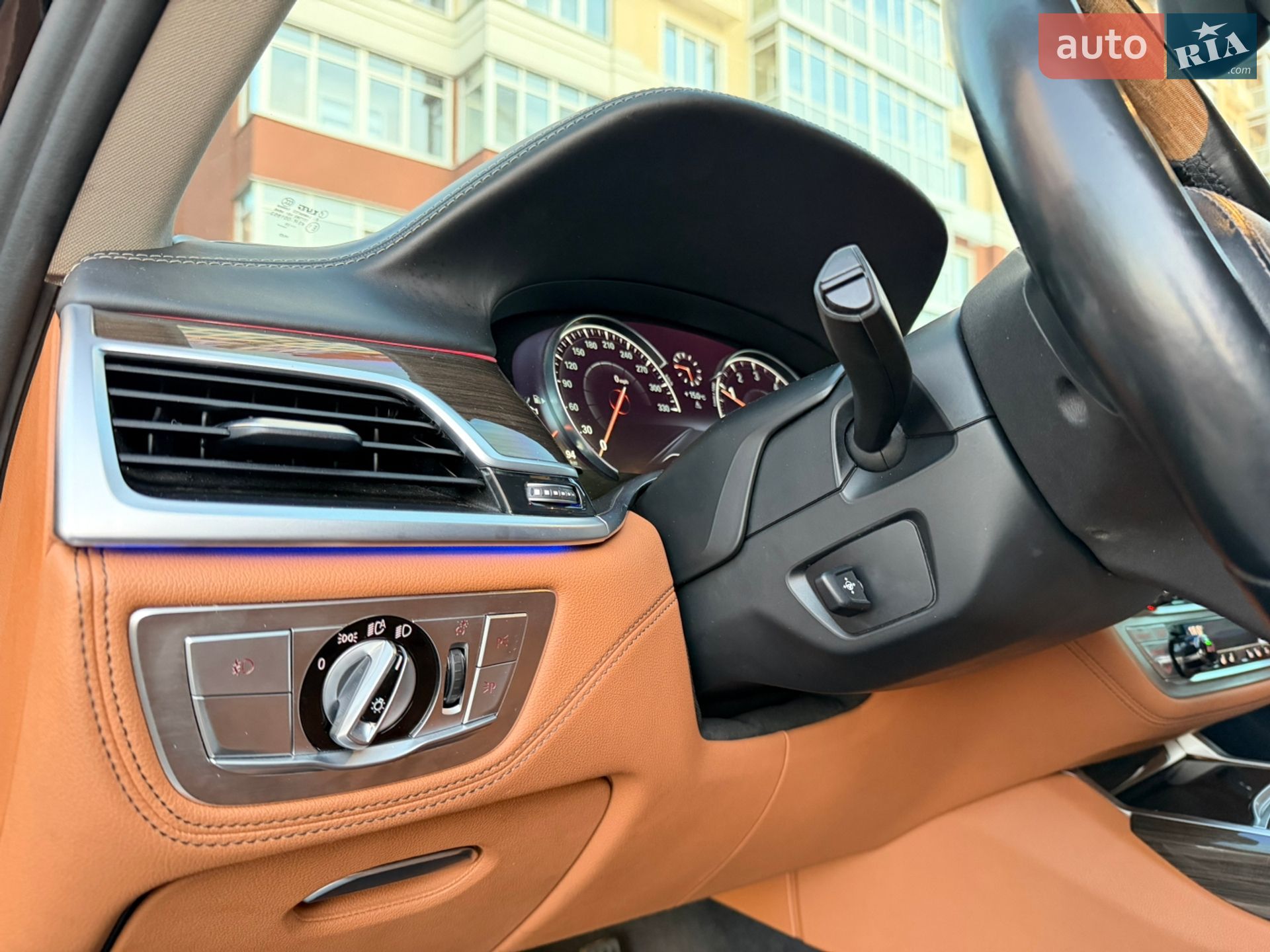 BMW 7 Series 2016 VIN WBA7E2C58GG738940 фото оголошення 28 з 85