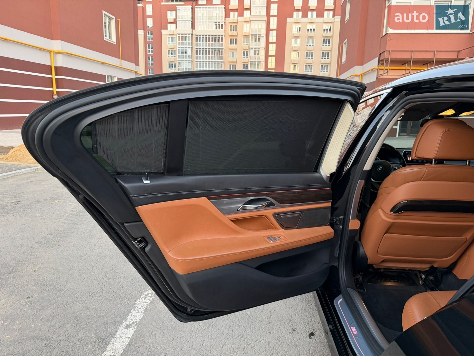 BMW 7 Series 2016 VIN WBA7E2C58GG738940 фото оголошення 46 з 85