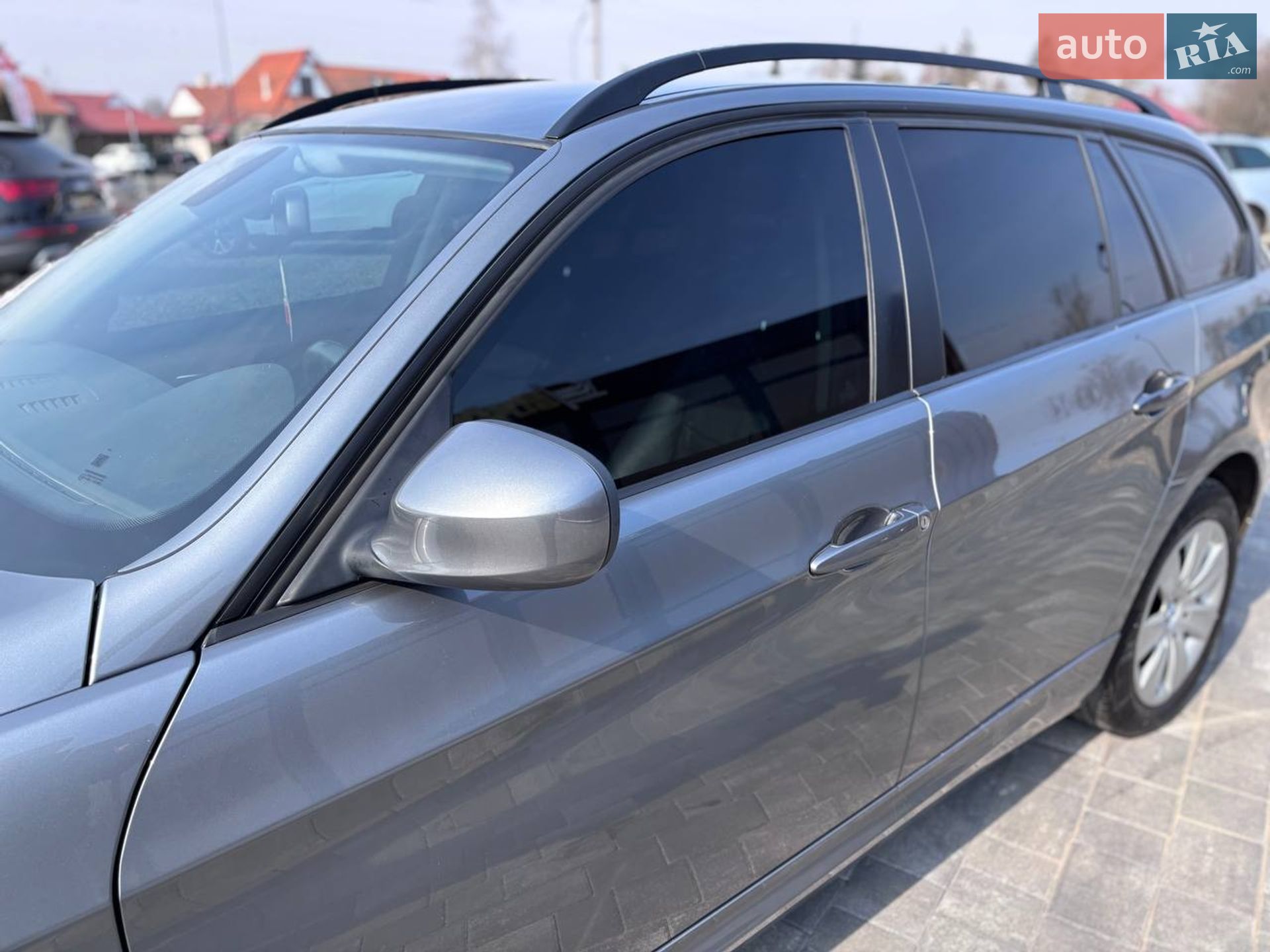BMW 3 Series 2010 VIN WBAUX11060A814470 фото оголошення 11 з 29