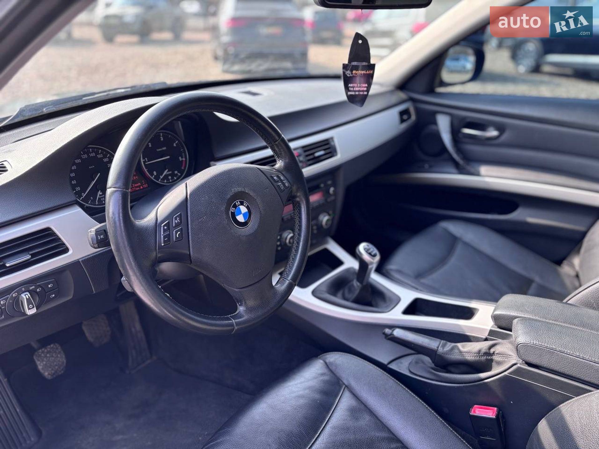 BMW 3 Series 2010 VIN WBAUX11060A814470 фото оголошення 15 з 29