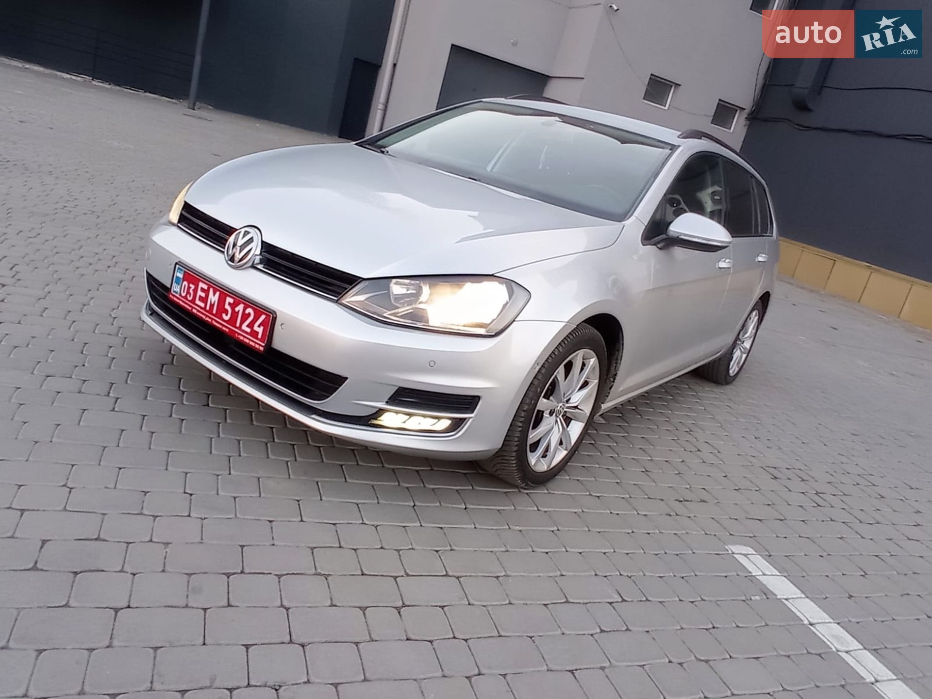 Volkswagen Golf 2016 VIN WVWZZZAUZGP521508 фото оголошення 4 з 33