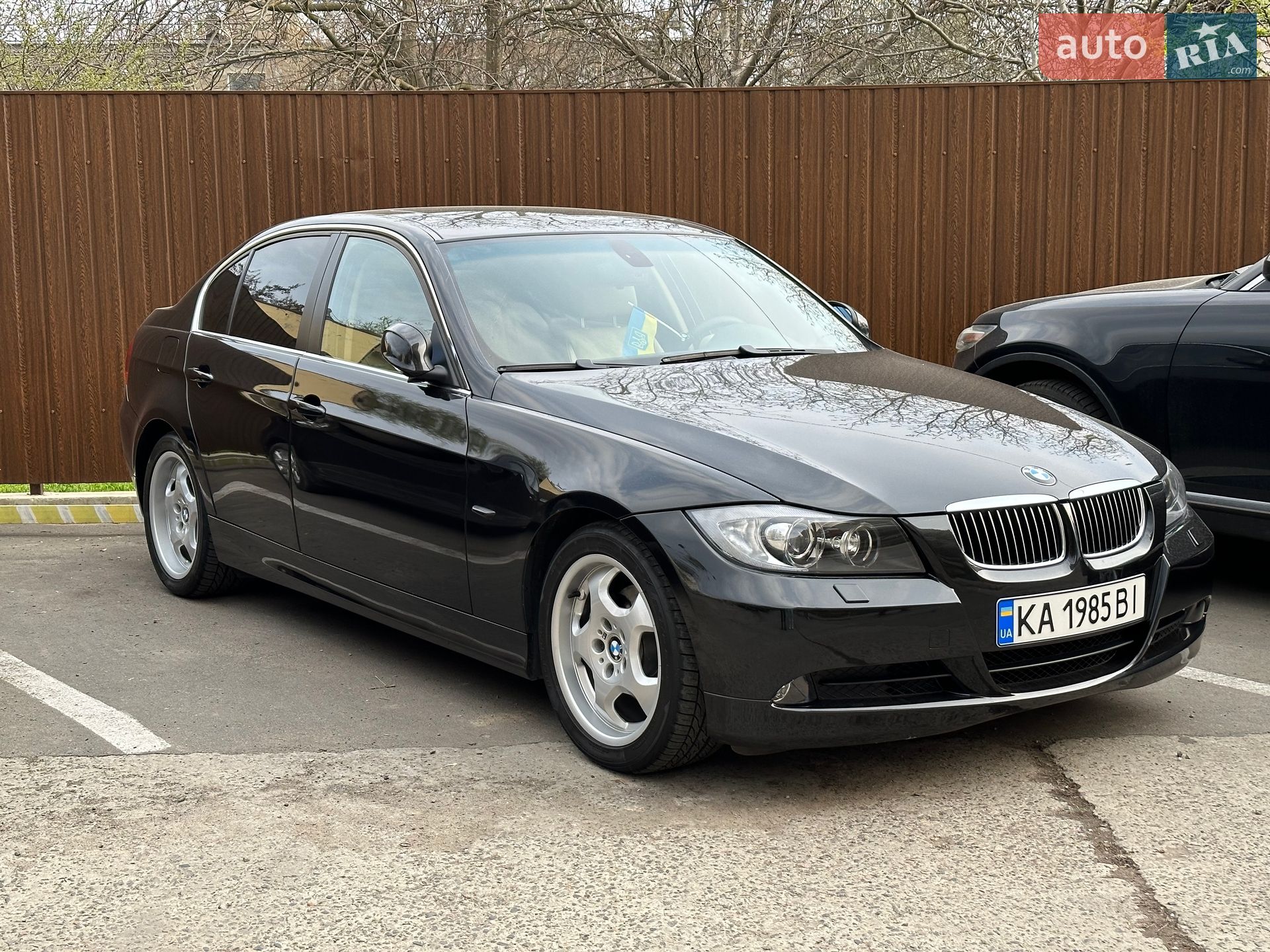 BMW 3 Series 2005 VIN WBAVB15040NA43273 фото оголошення 6 з 25