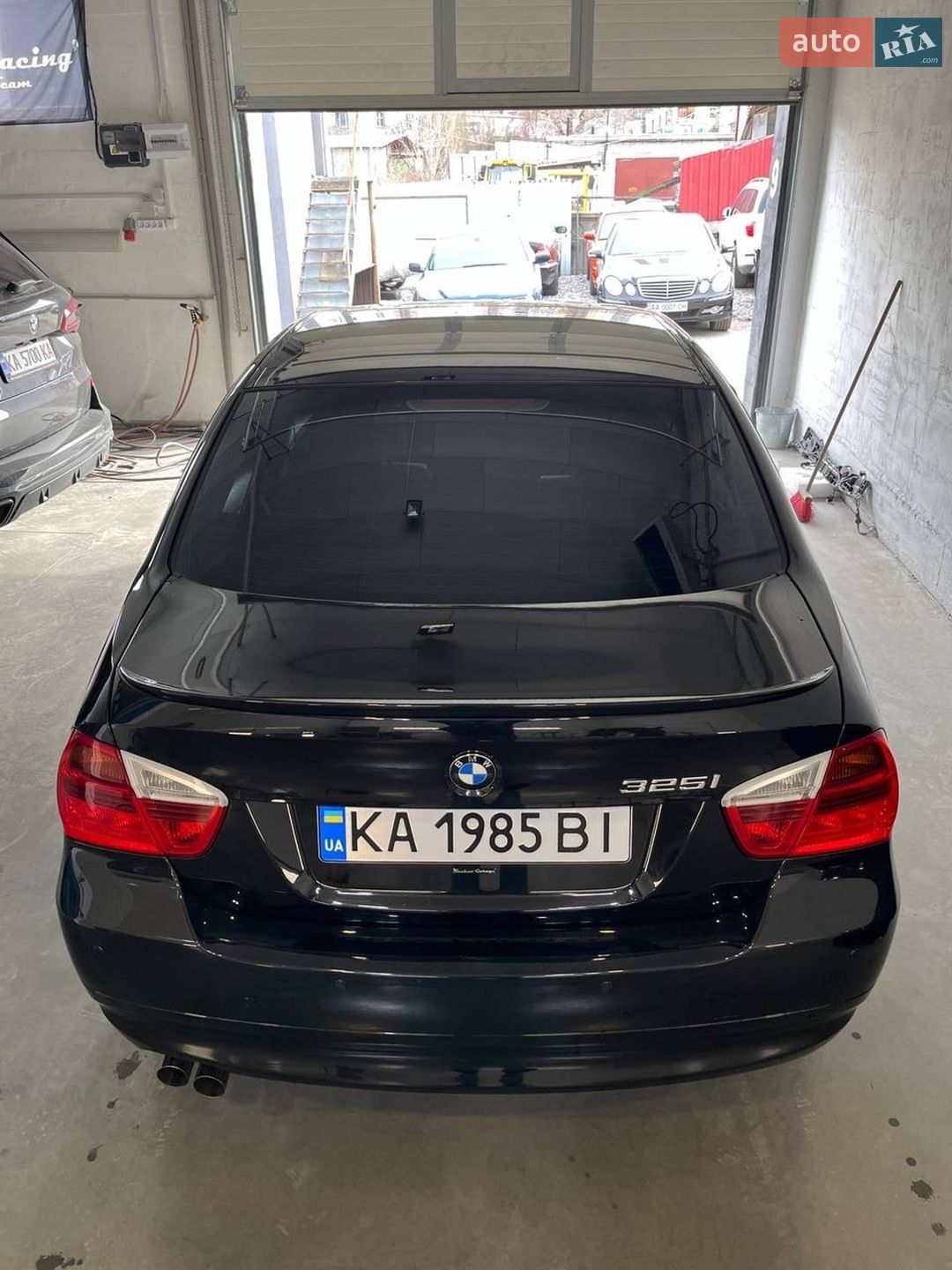BMW 3 Series 2005 VIN WBAVB15040NA43273 фото оголошення 9 з 25