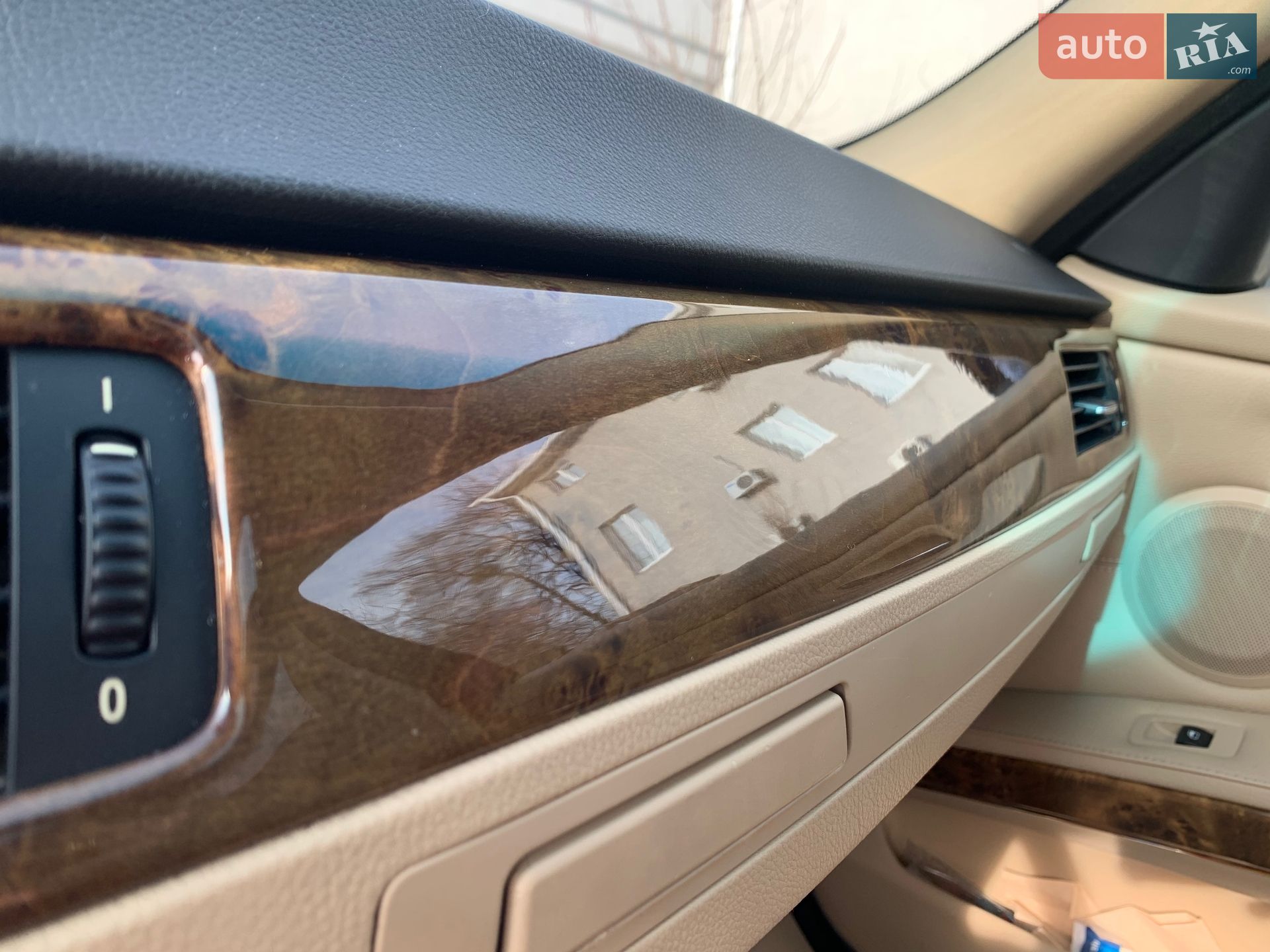 BMW 3 Series 2005 VIN WBAVB15040NA43273 фото оголошення 21 з 25