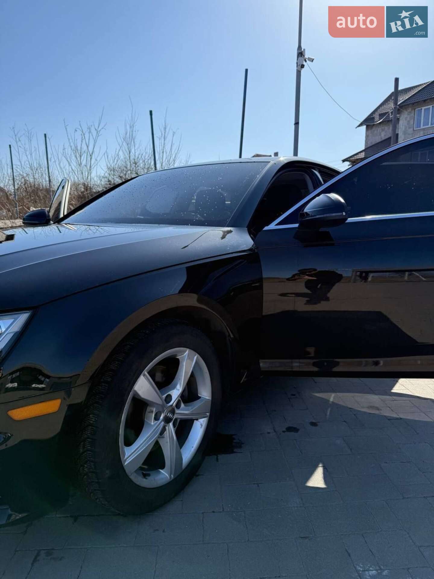 Audi A4 2019 VIN WAUGMAF46KA041570 фото оголошення 23 з 29