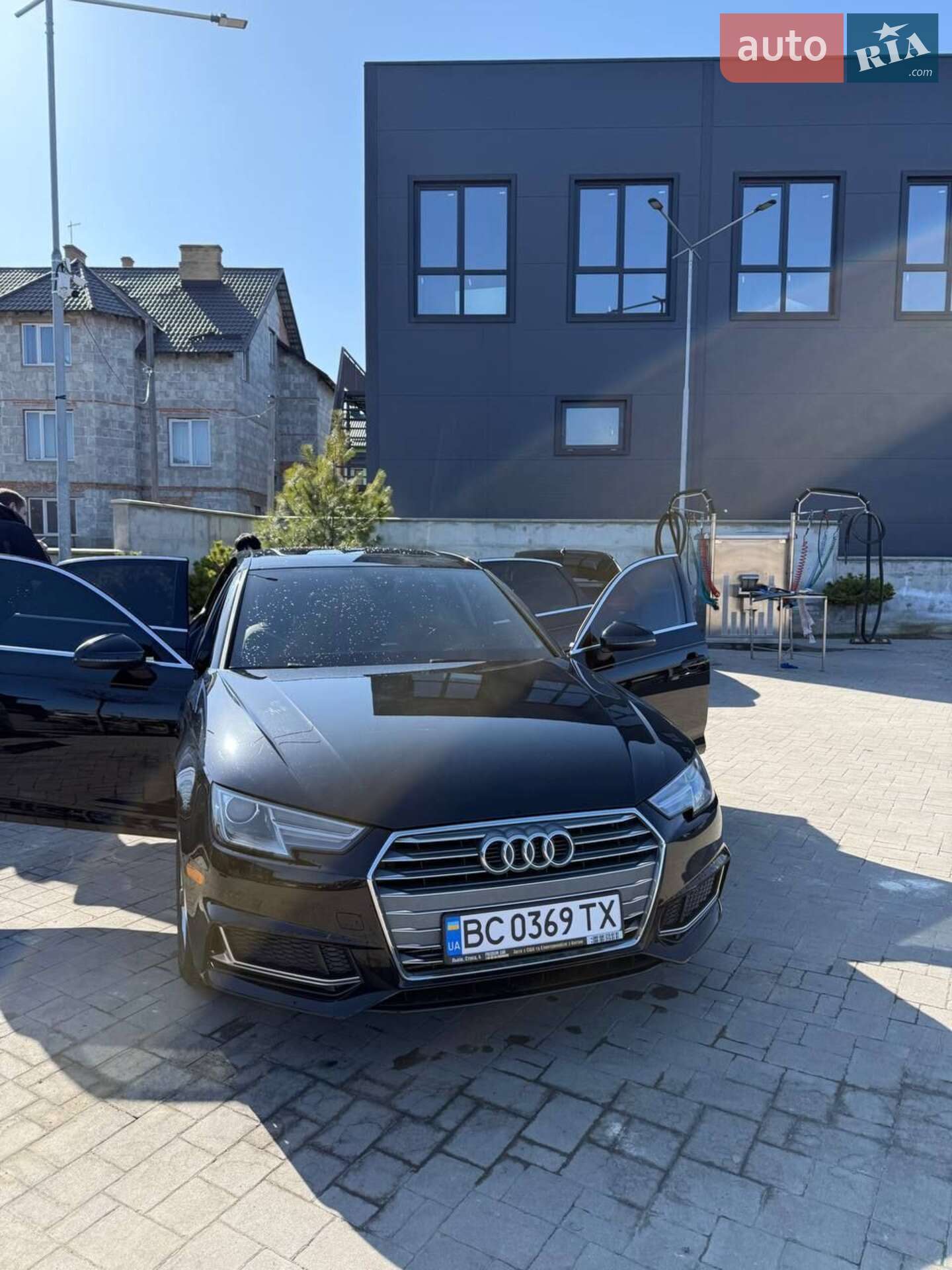 Audi A4 2019 VIN WAUGMAF46KA041570 фото оголошення 20 з 29