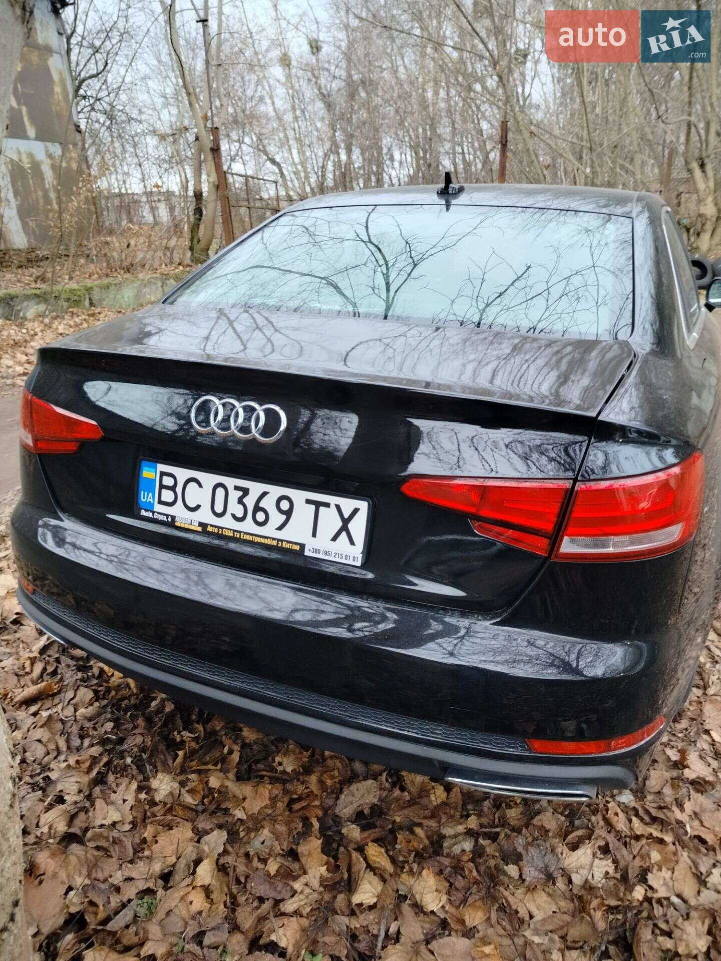 Audi A4 2019 VIN WAUGMAF46KA041570 фото оголошення 26 з 29